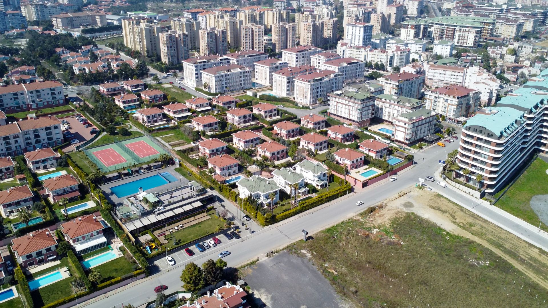 Pelbagai Rumah dalam Guzelce, Istanbul 11929688