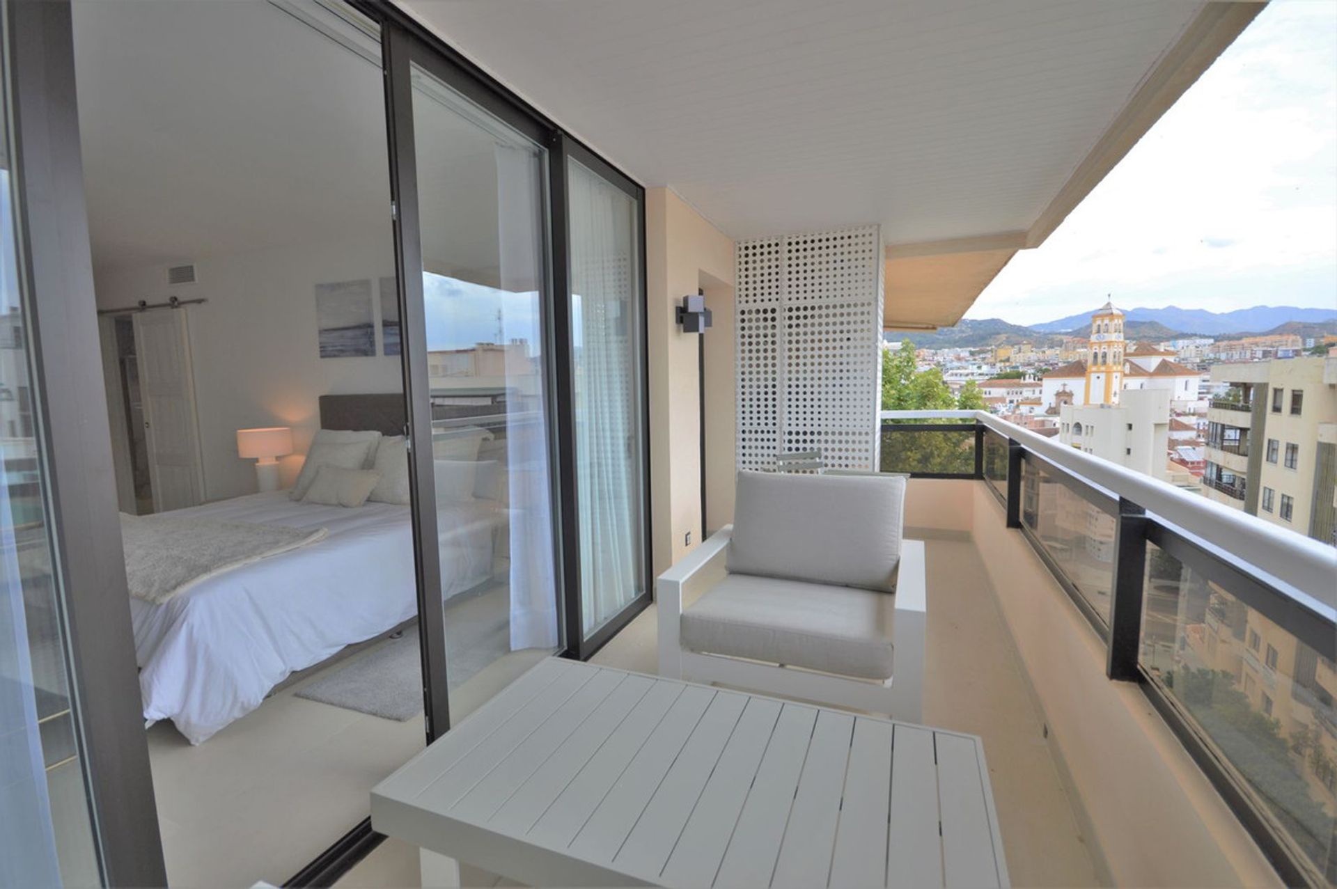 Condominium dans Marbella, Andalucía 11930648