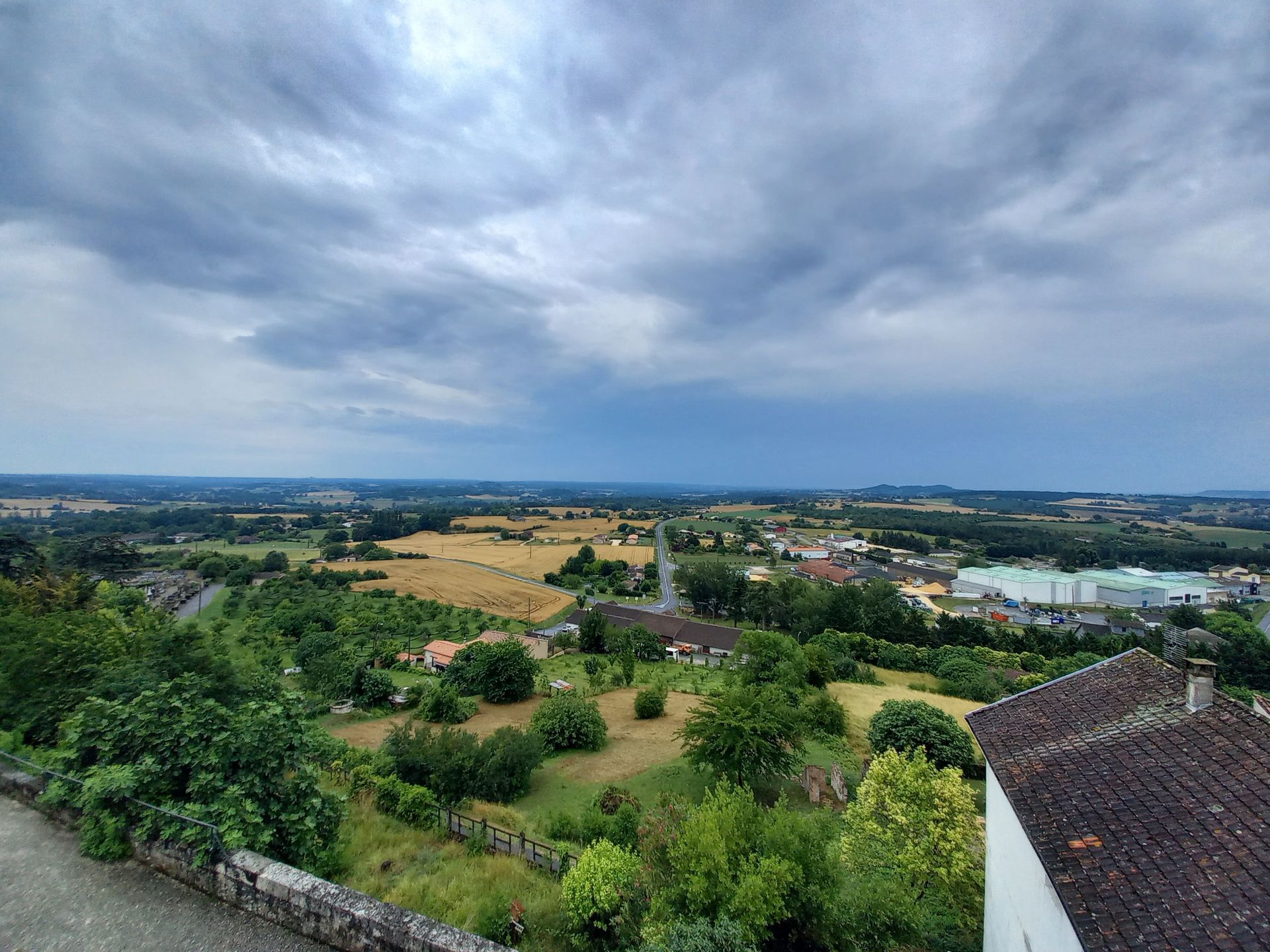 Rumah di Monflanquin, Nouvelle-Aquitaine 11932133