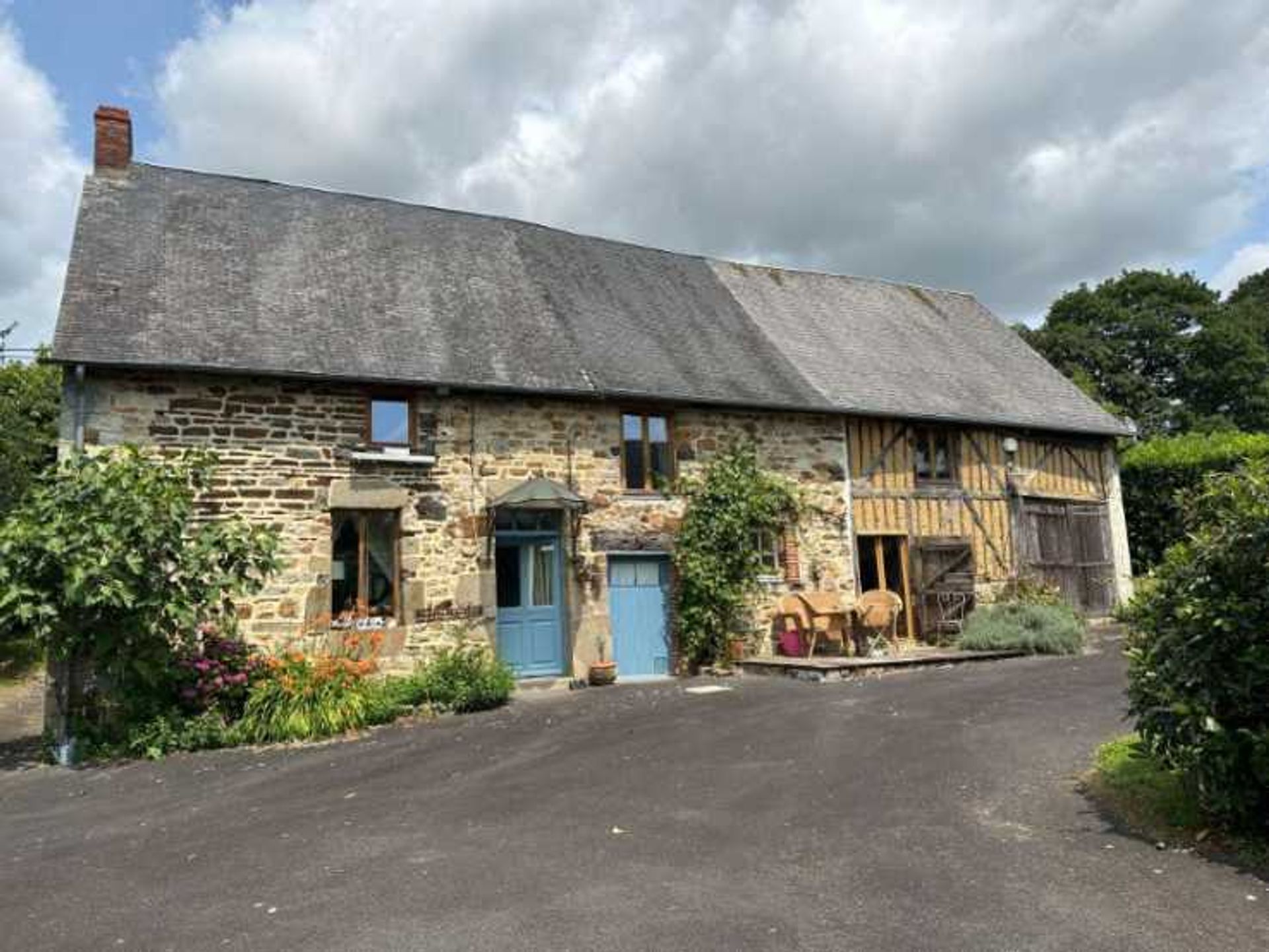 Casa nel Barenton, Normandie 11932727