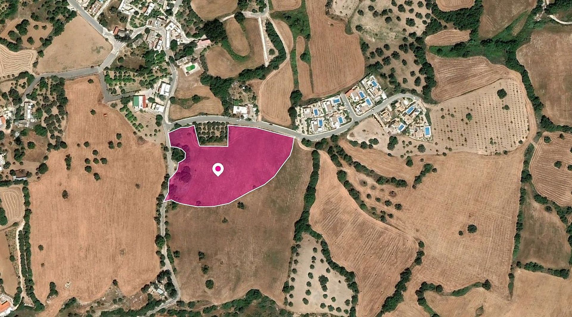 土地 在 Loukrounou, Paphos 11934230