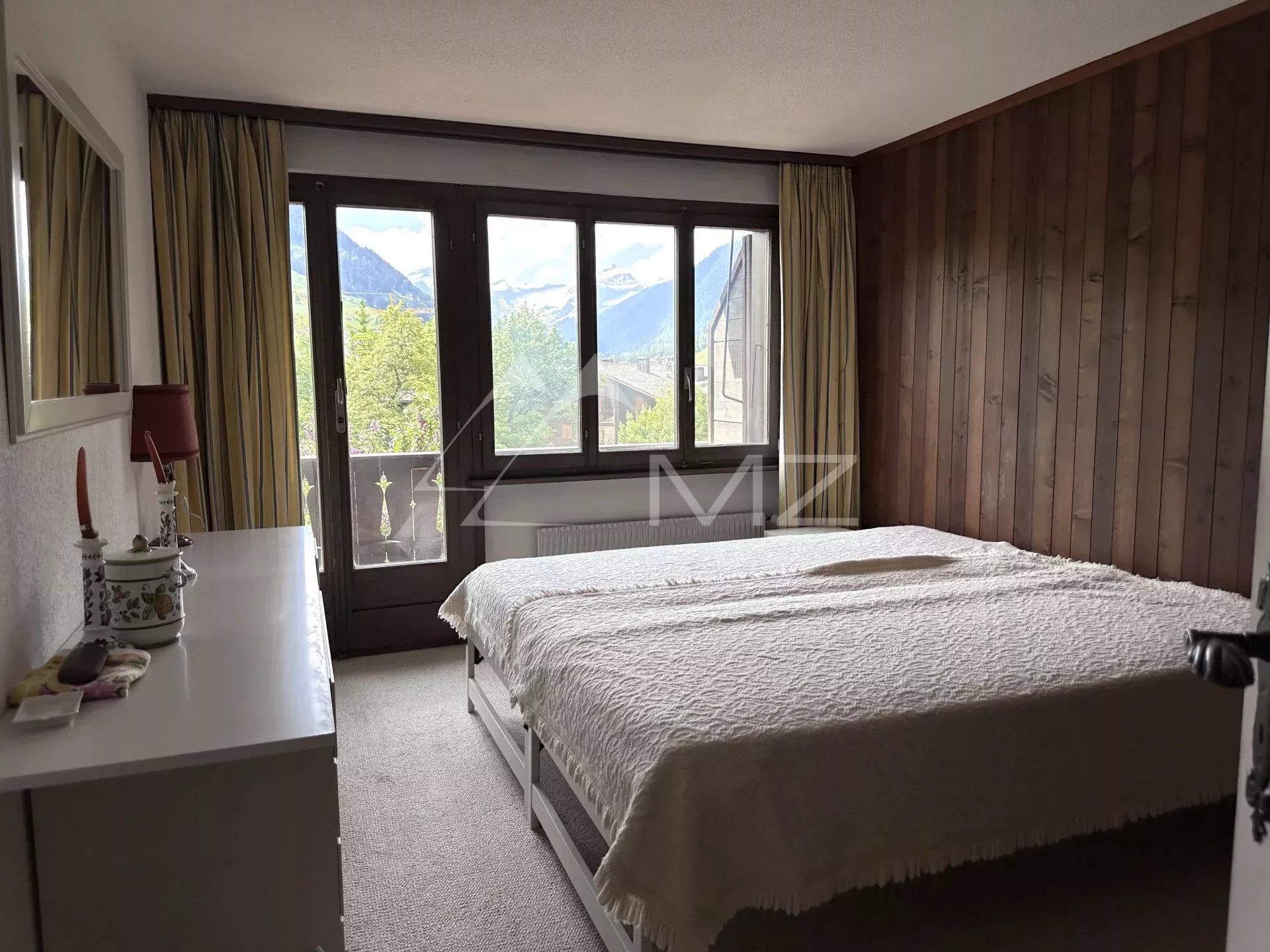 Condominium in Gstaad, Bern 11934405