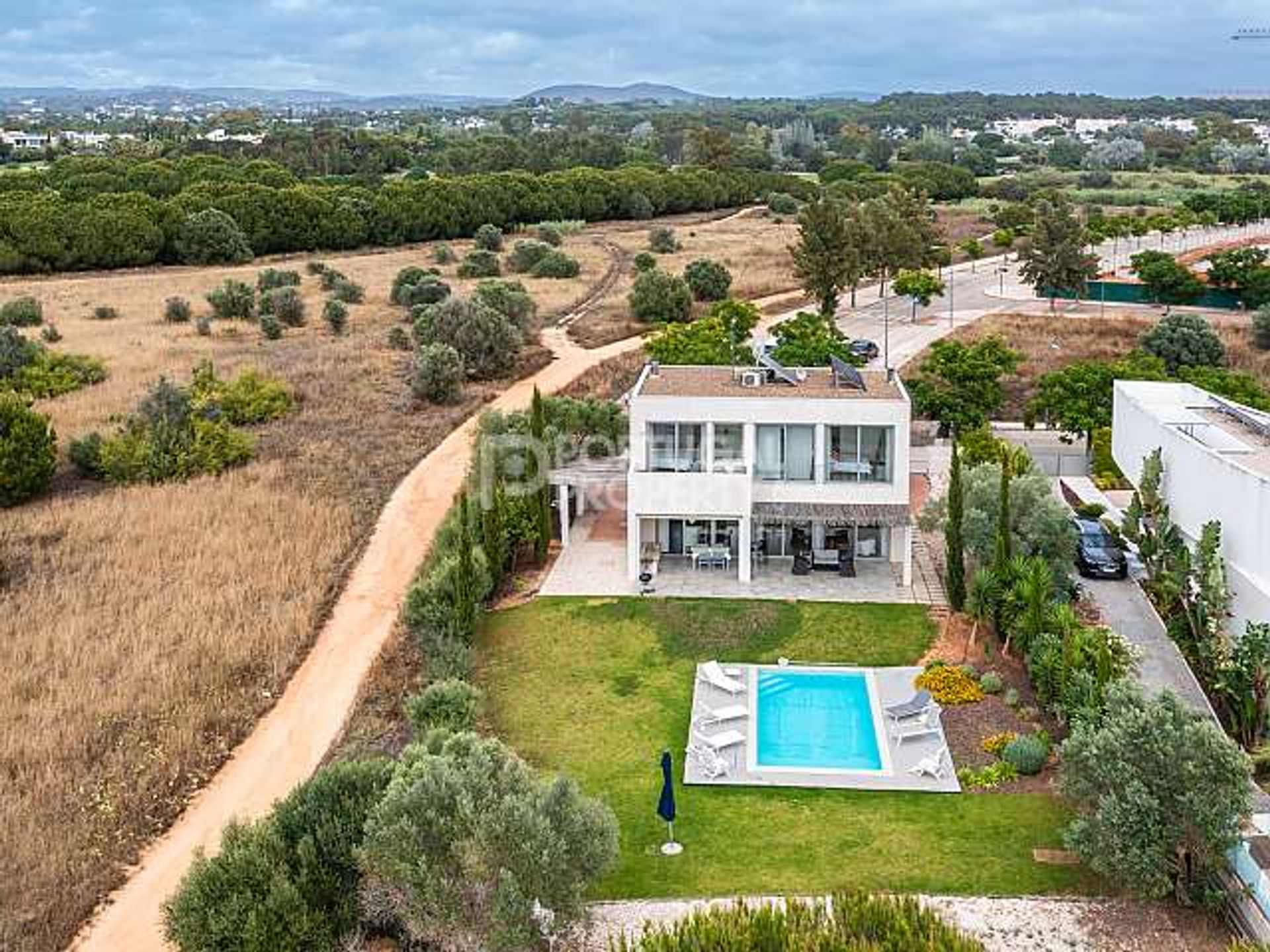 House in Quarteira, Faro 11934484