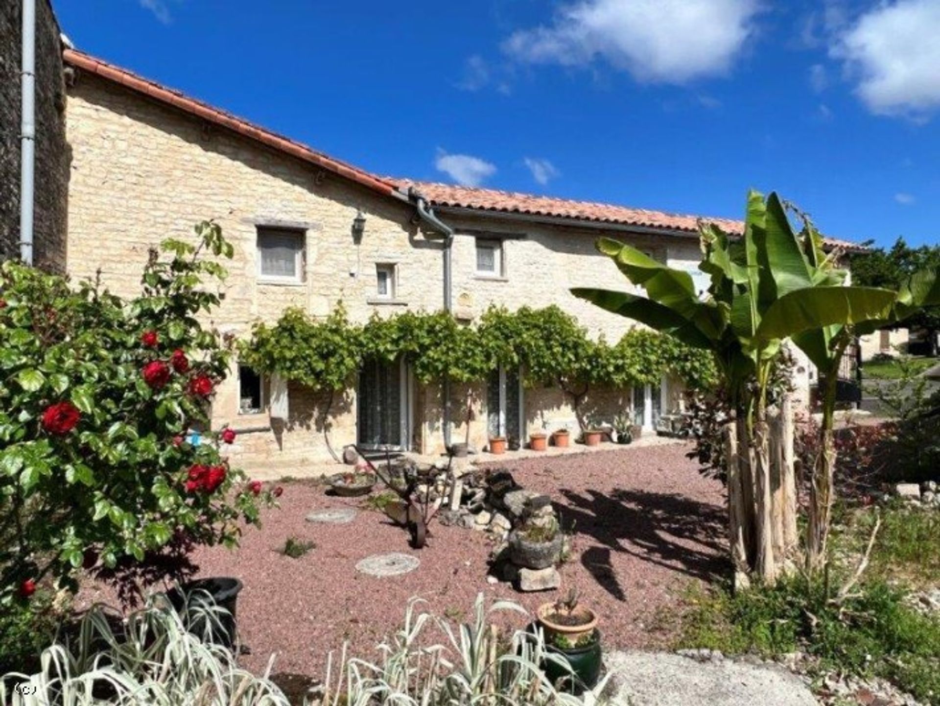 casa en Verteuil-sur-Charente, Nouvelle-Aquitaine 11934593