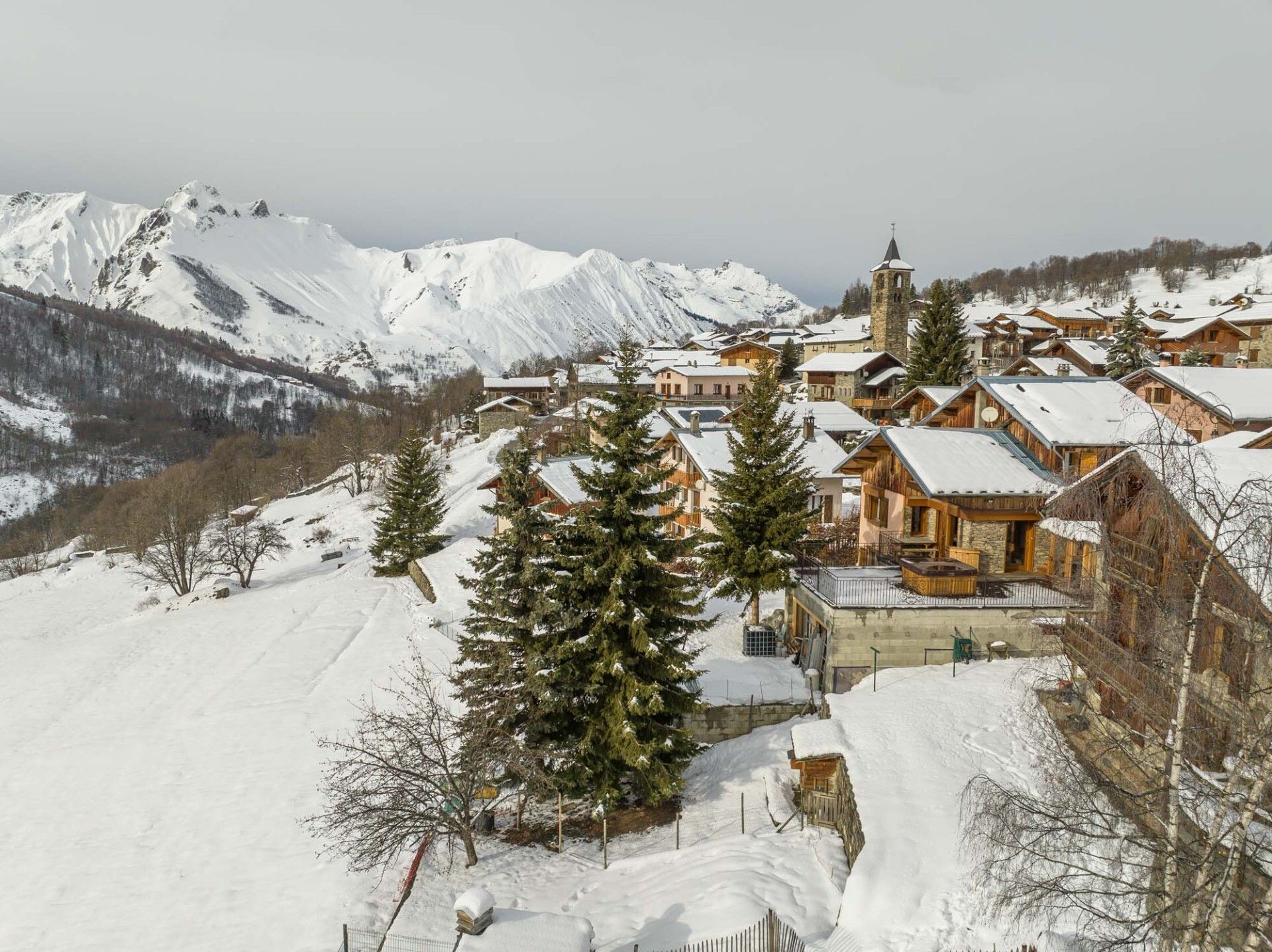 Будинок в Les Belleville, Auvergne-Rhône-Alpes 11934602