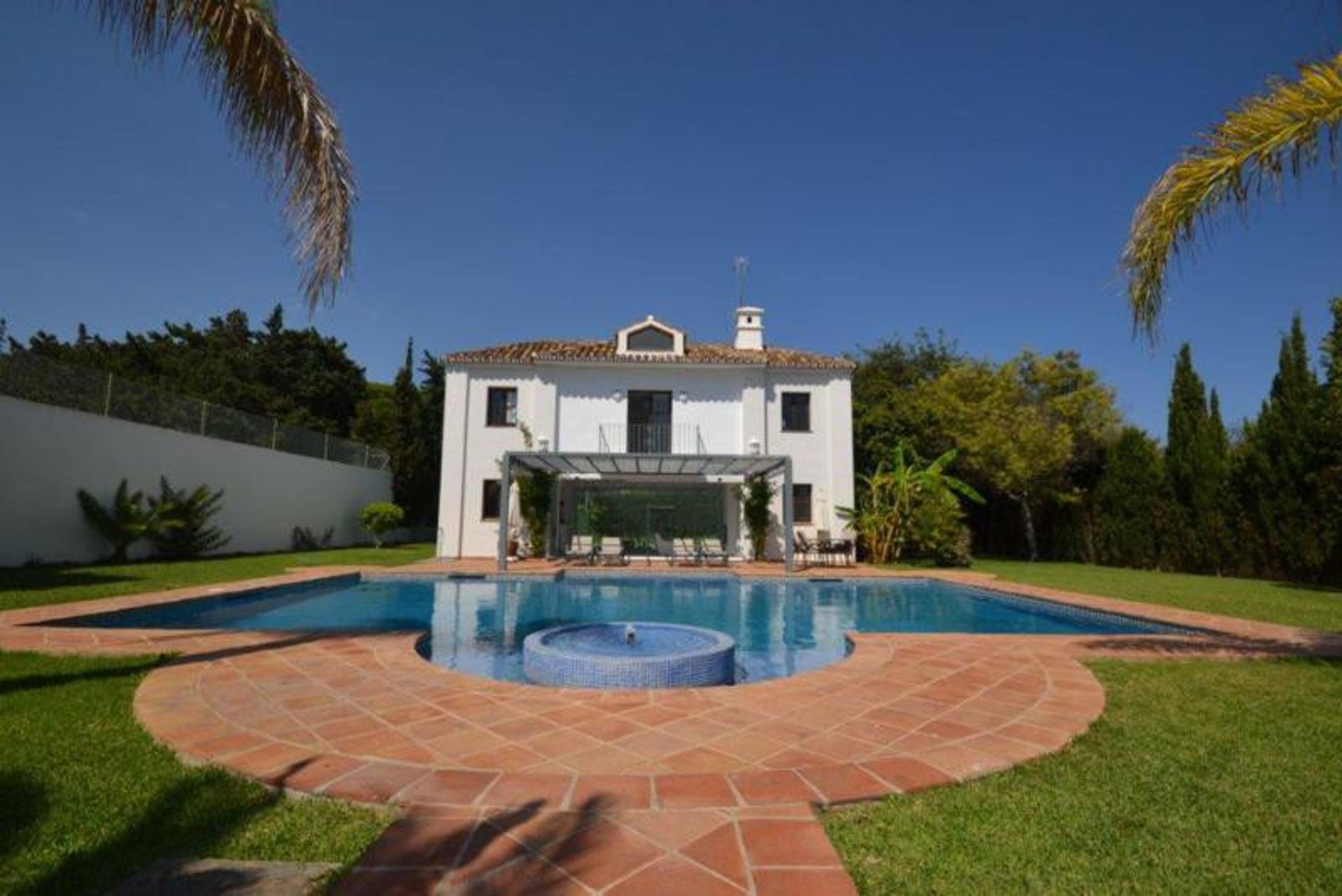 Casa nel San Pedro de Alcantara, Andalusia 11935011