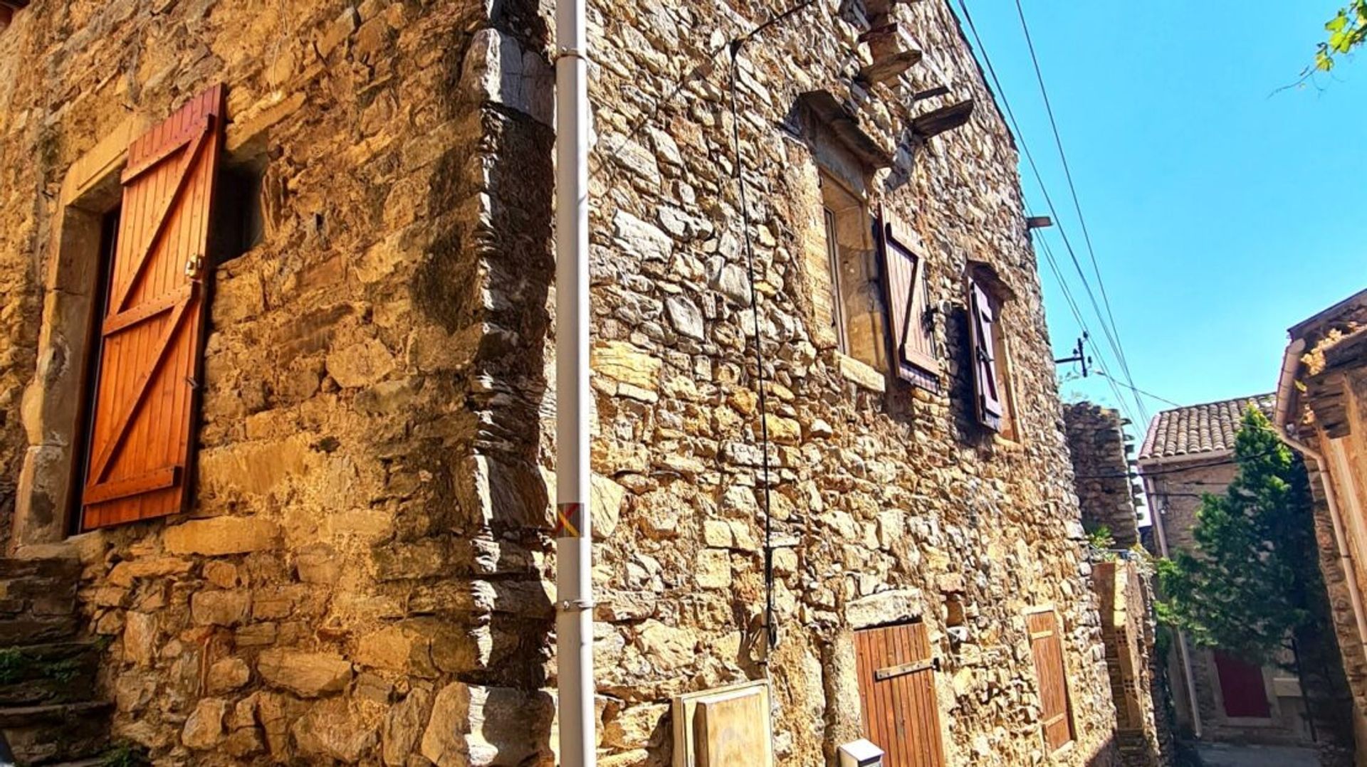 rumah dalam Faugères, Occitanie 11935875