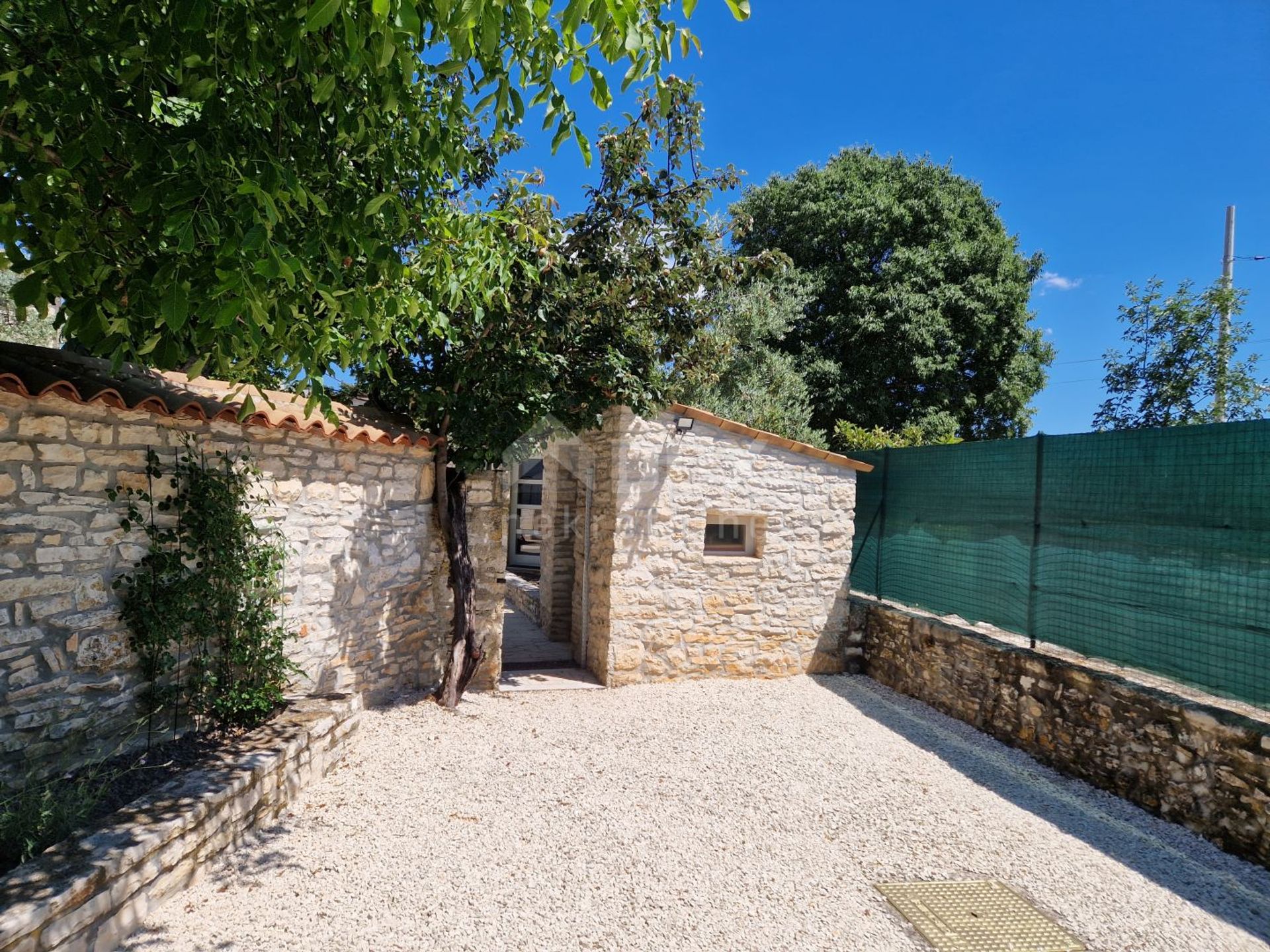 Haus im Svetvinčenat, Istria County 11936762