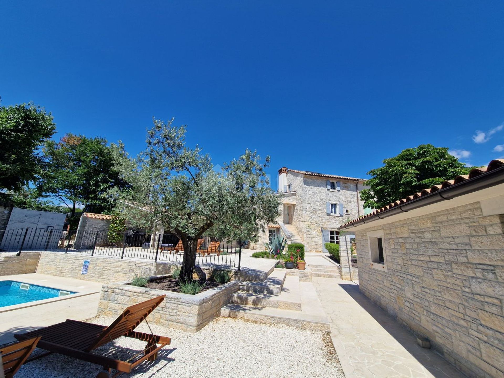 House in Svetvinčenat, Istria County 11936762