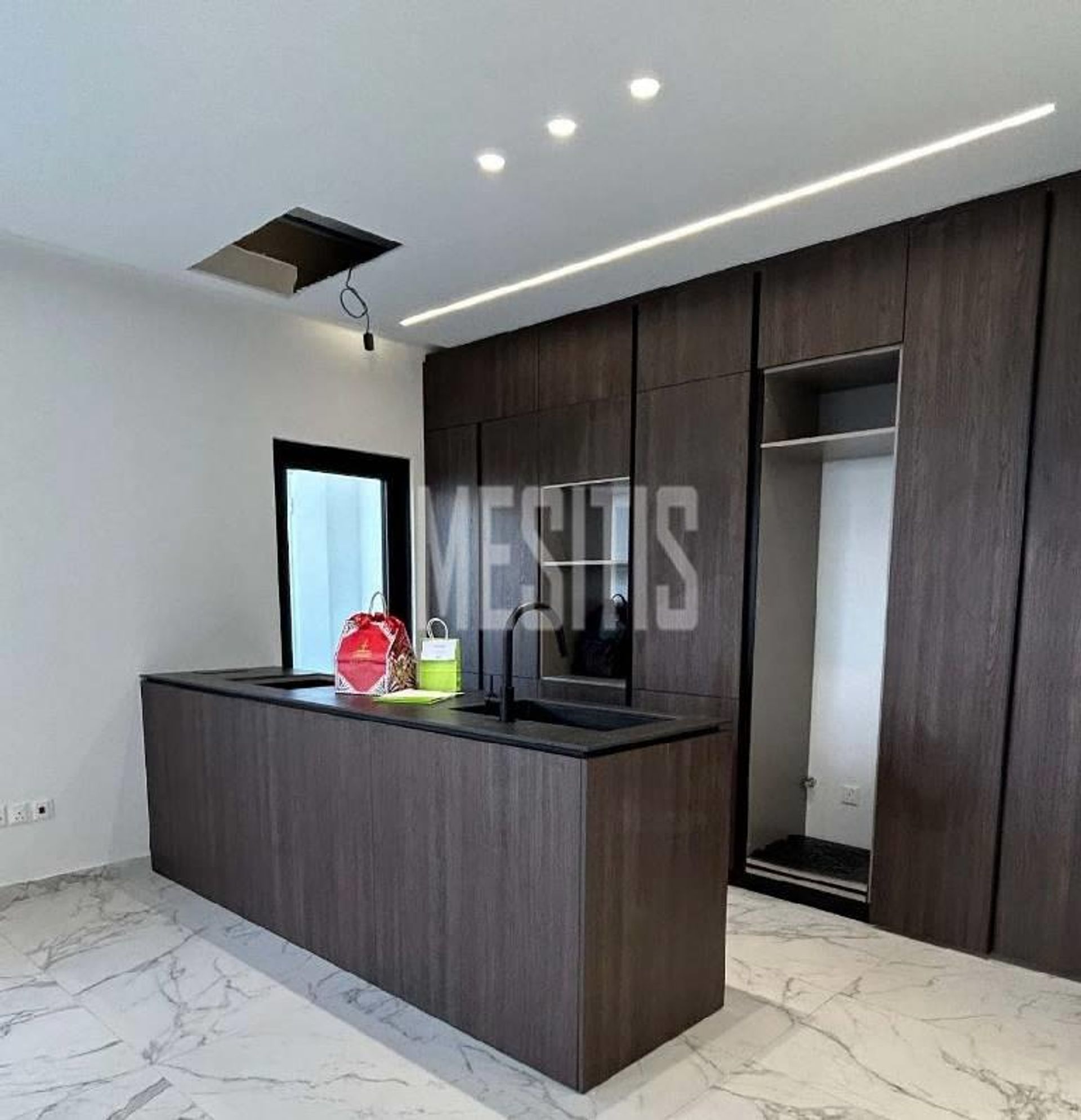 Condominio en Letonia, Lefkosia 11937207