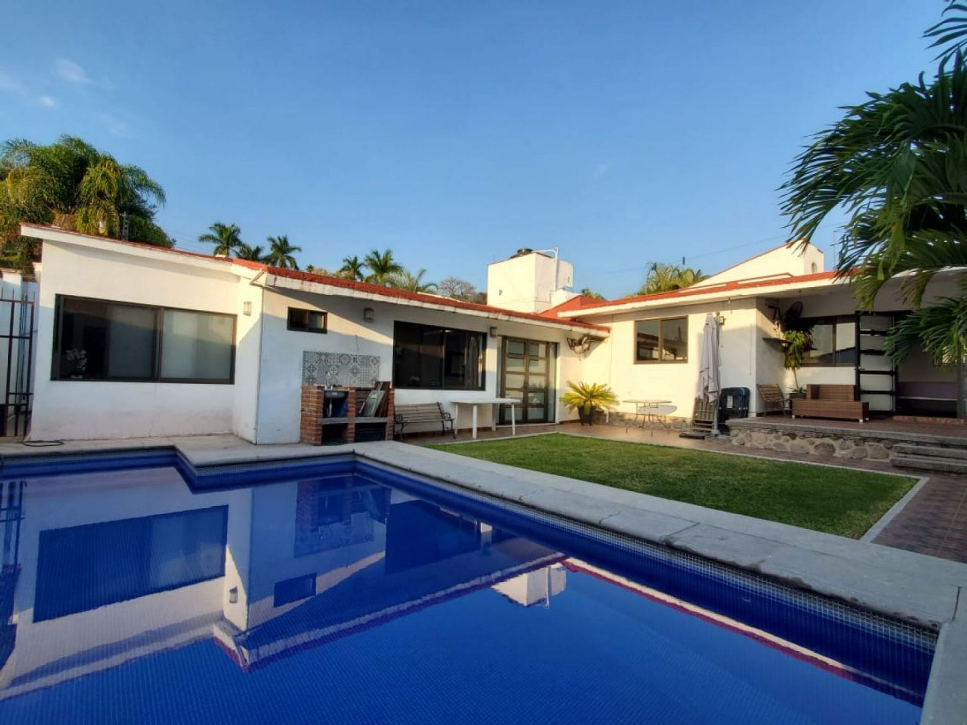 House in Cuernavaca, Morelos 11937400