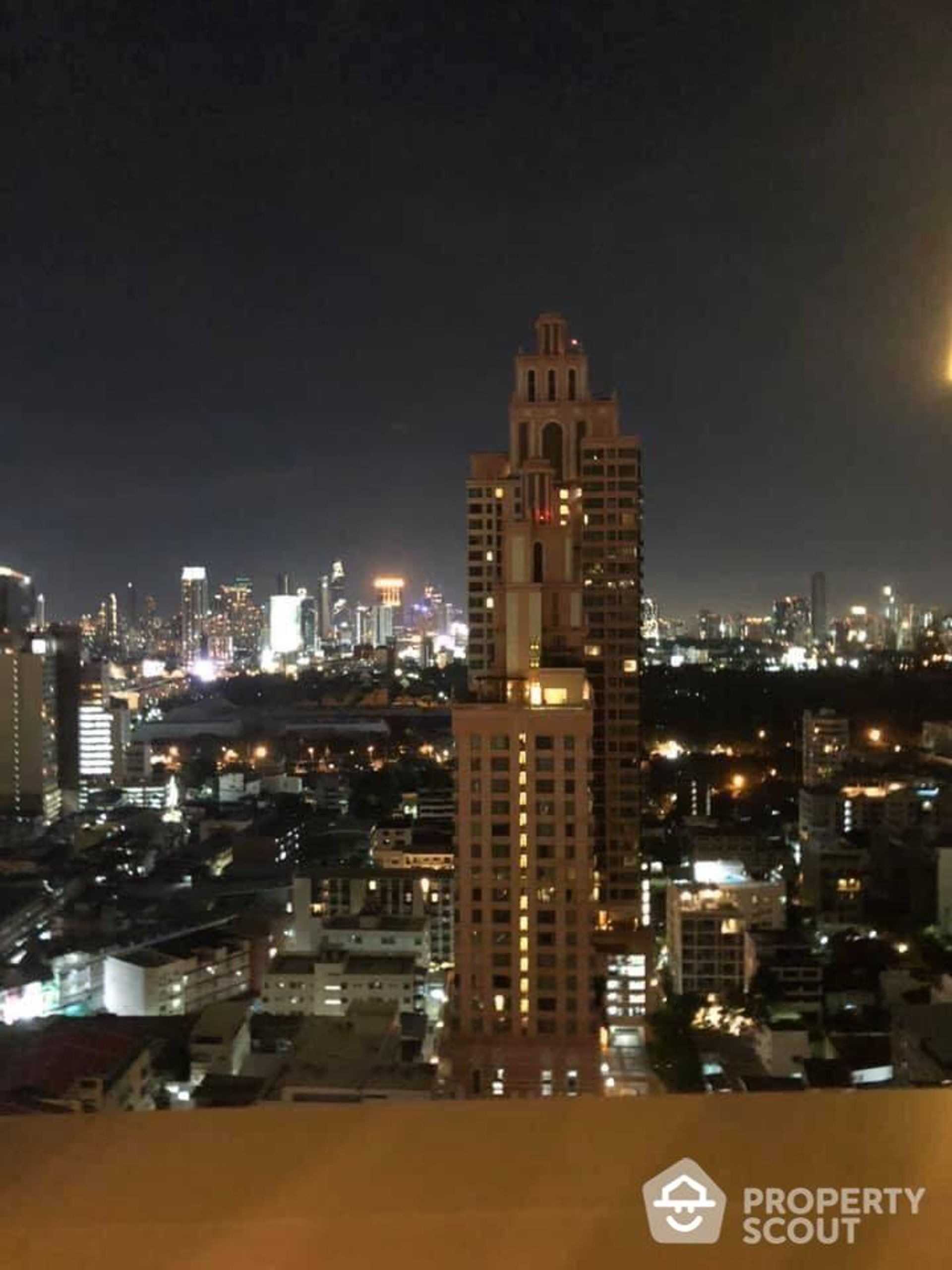 Condominium in , Krung Thep Maha Nakhon 11937666