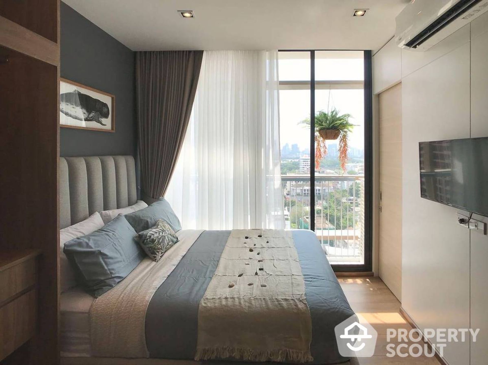 Condominium in Khlong Toei, Krung Thep Maha Nakhon 11938030