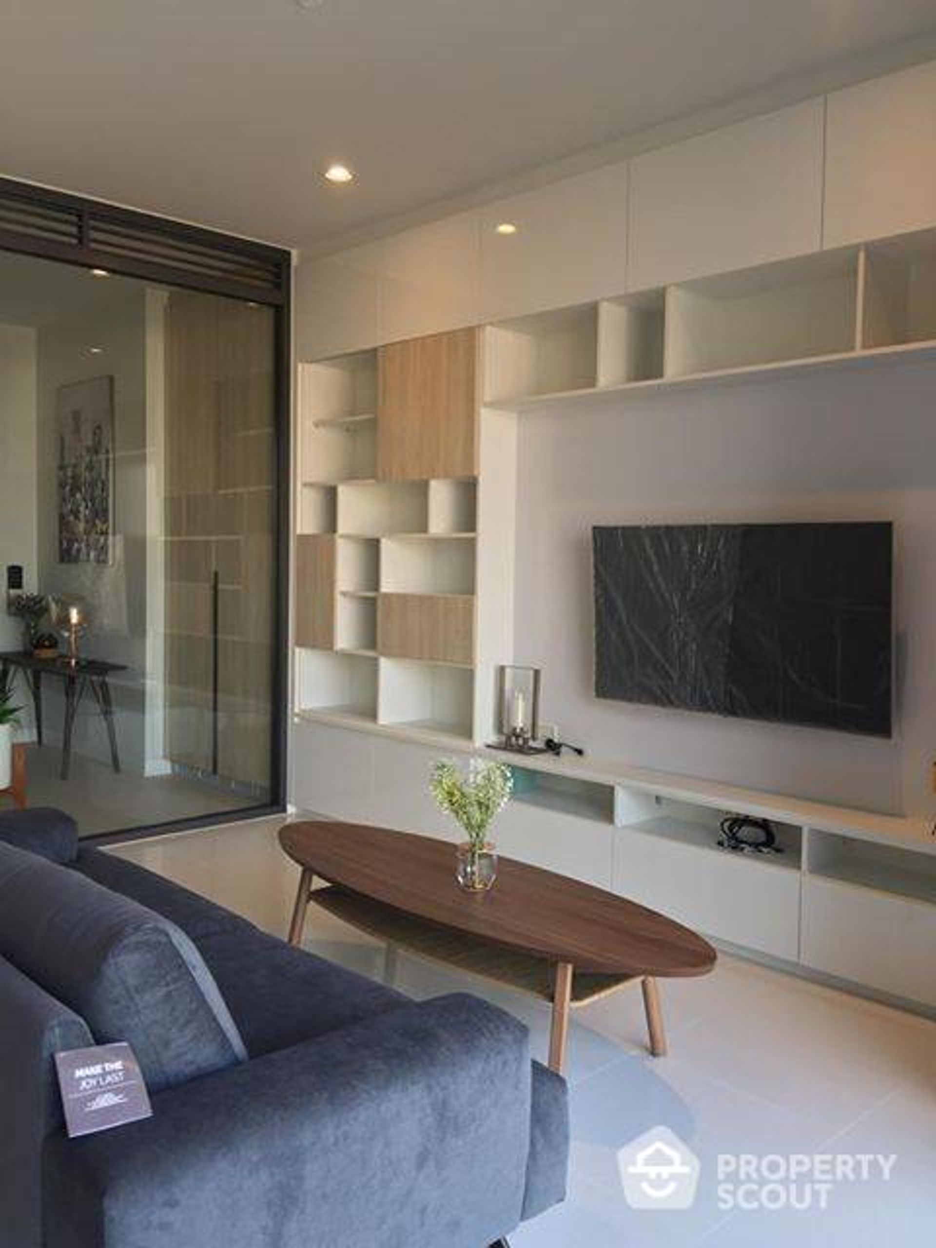 Condominio en Khlong Toei, Krung Thep Maha Nakhon 11938053