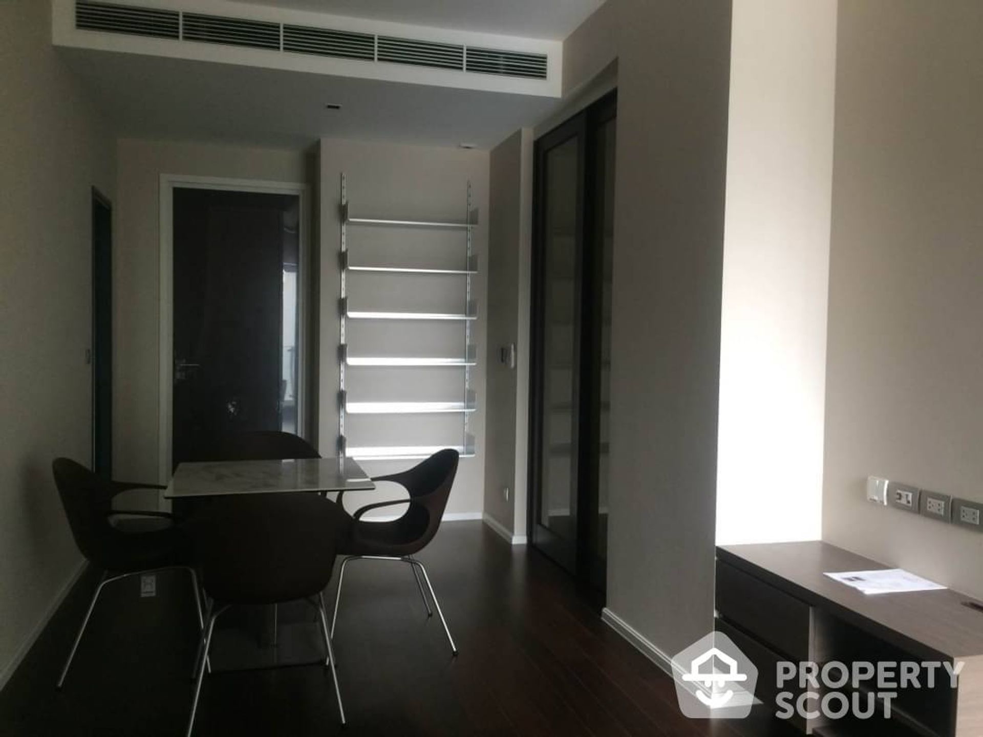 Condominio en Khlong Toei, Krung Thep Maha Nakhon 11938054