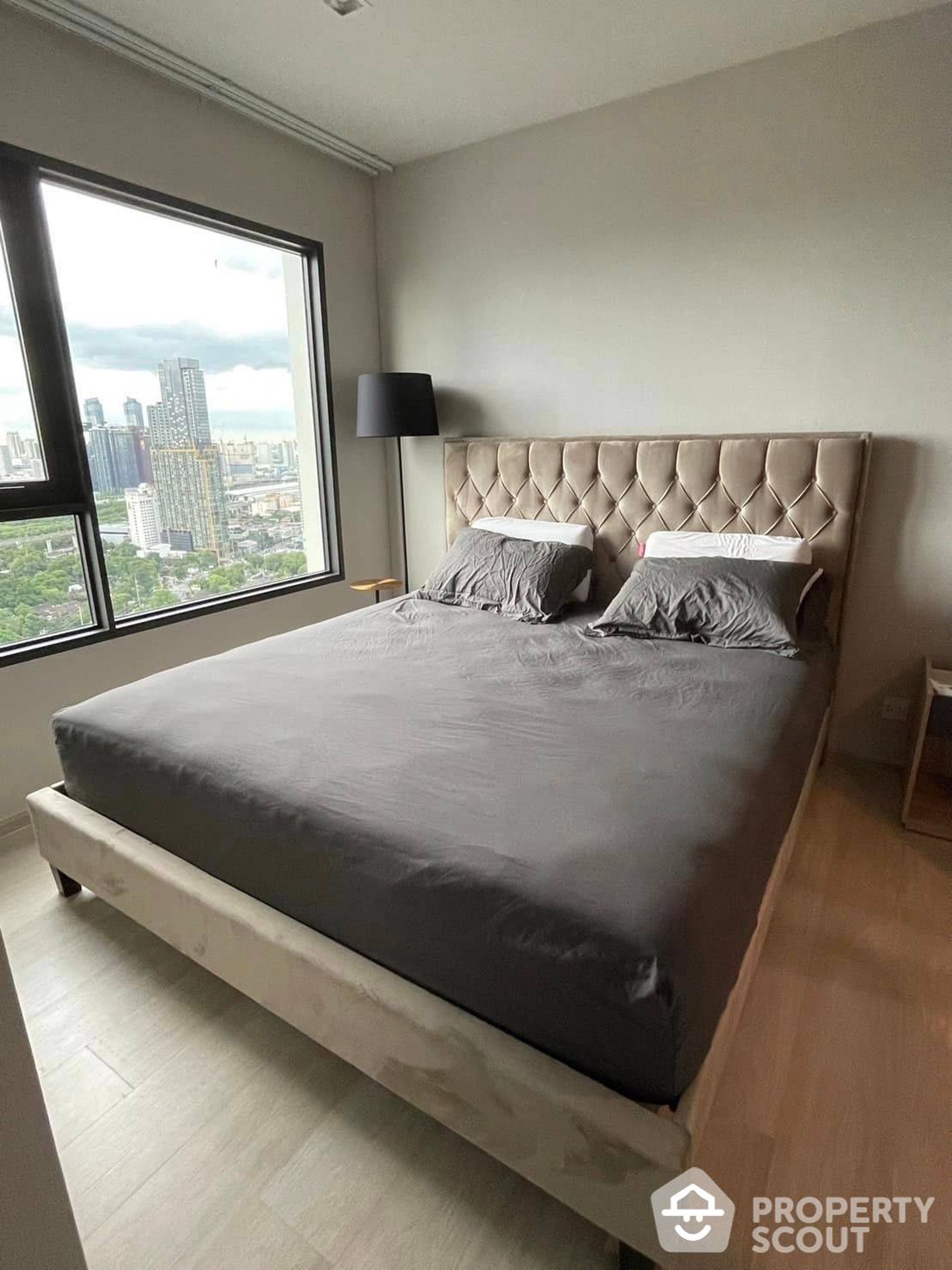 Condominio nel Ratchathewi, Krung Thep Maha Nakhon 11938105