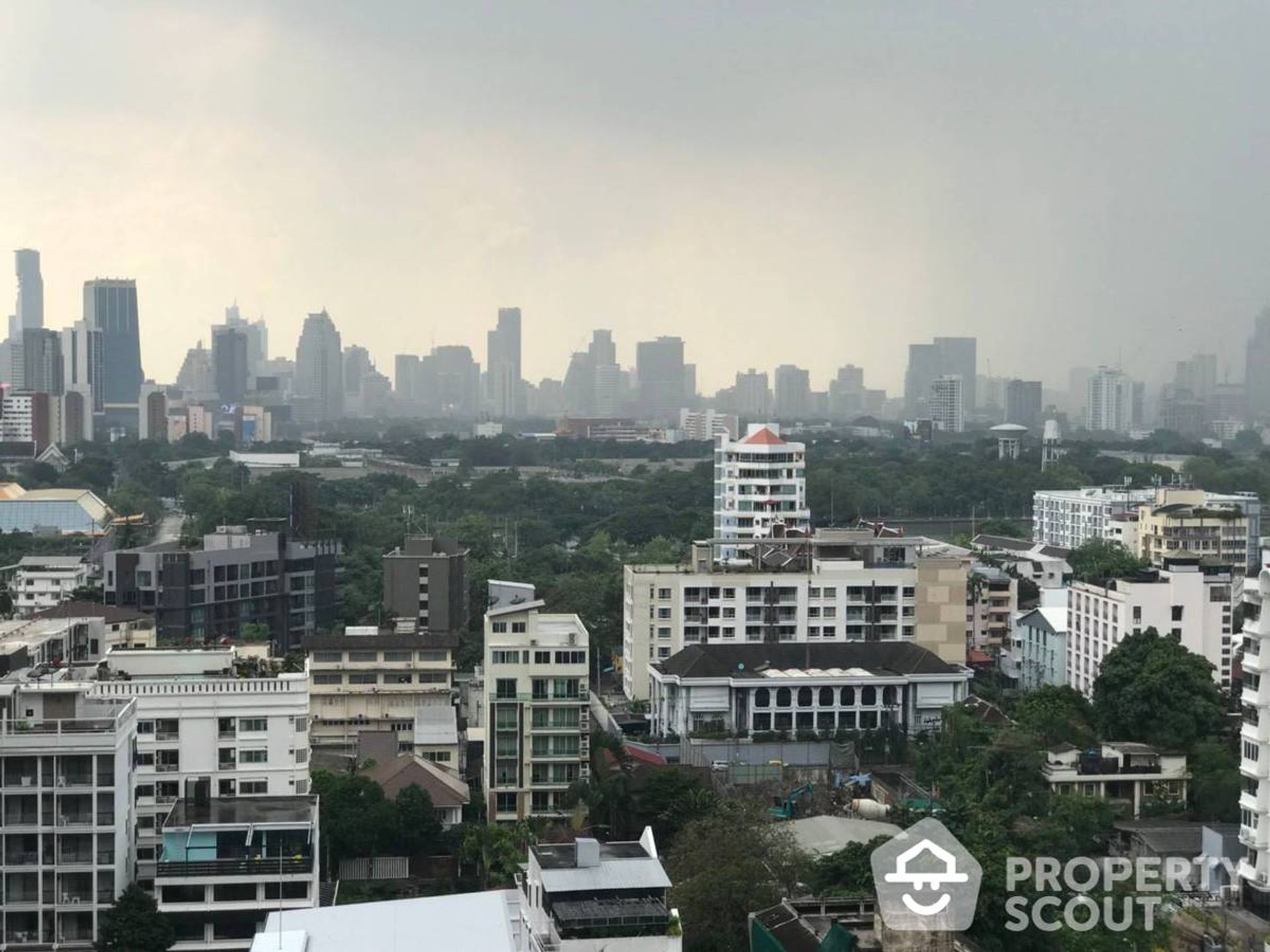 Condominio en Khlong Toei, Krung Thep Maha Nakhon 11938164