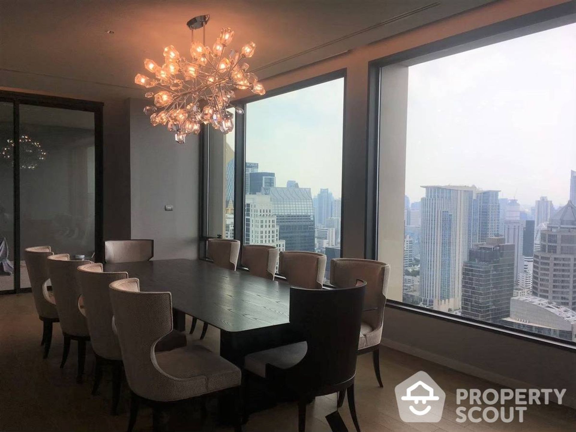 Condominio en Pathum Wan, Krung Thep Maha Nakhon 11938222