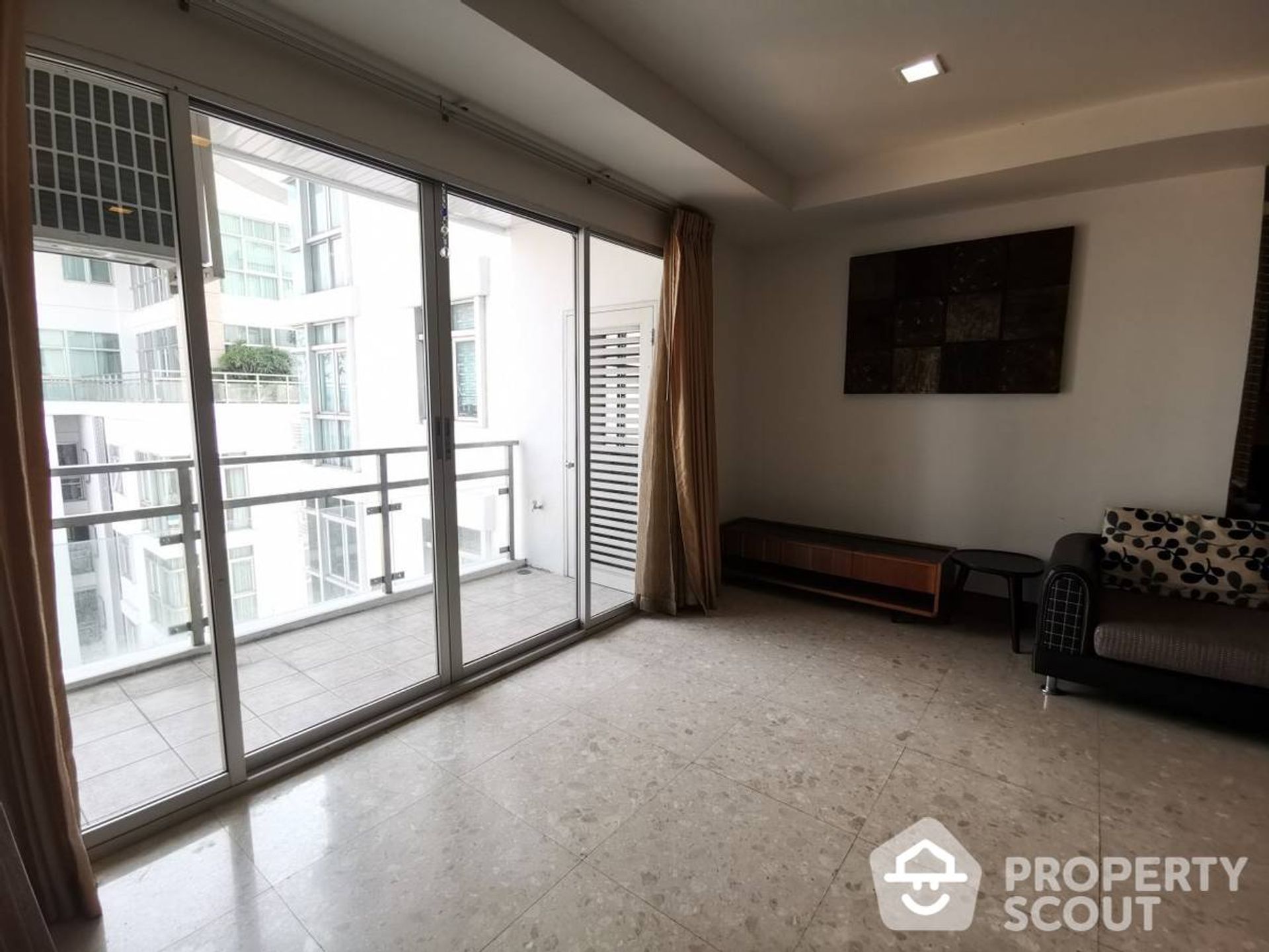 Condominium in , Krung Thep Maha Nakhon 11938429