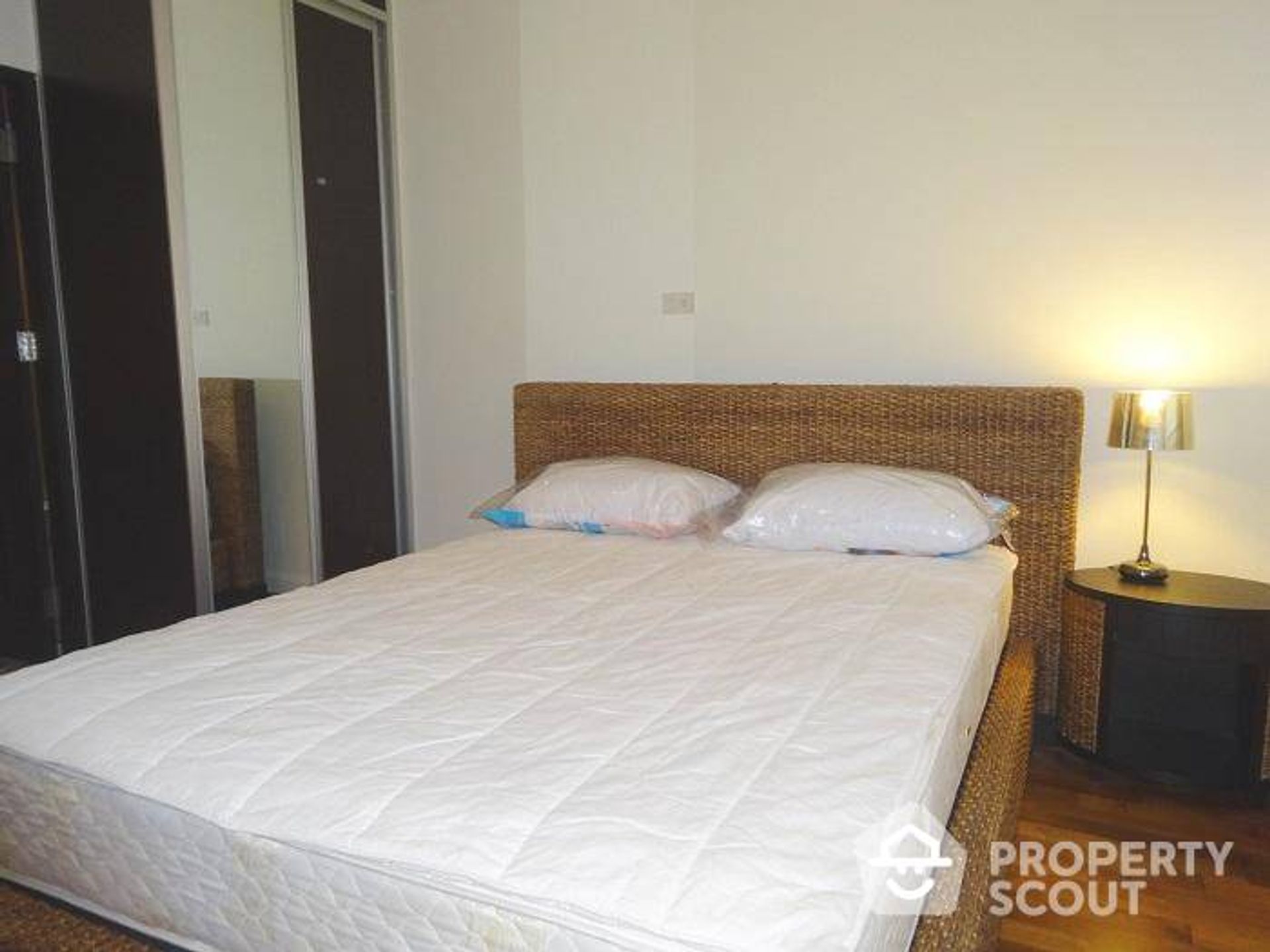 Osakehuoneisto sisään Watthana, Krung Thep Maha Nakhon 11938460