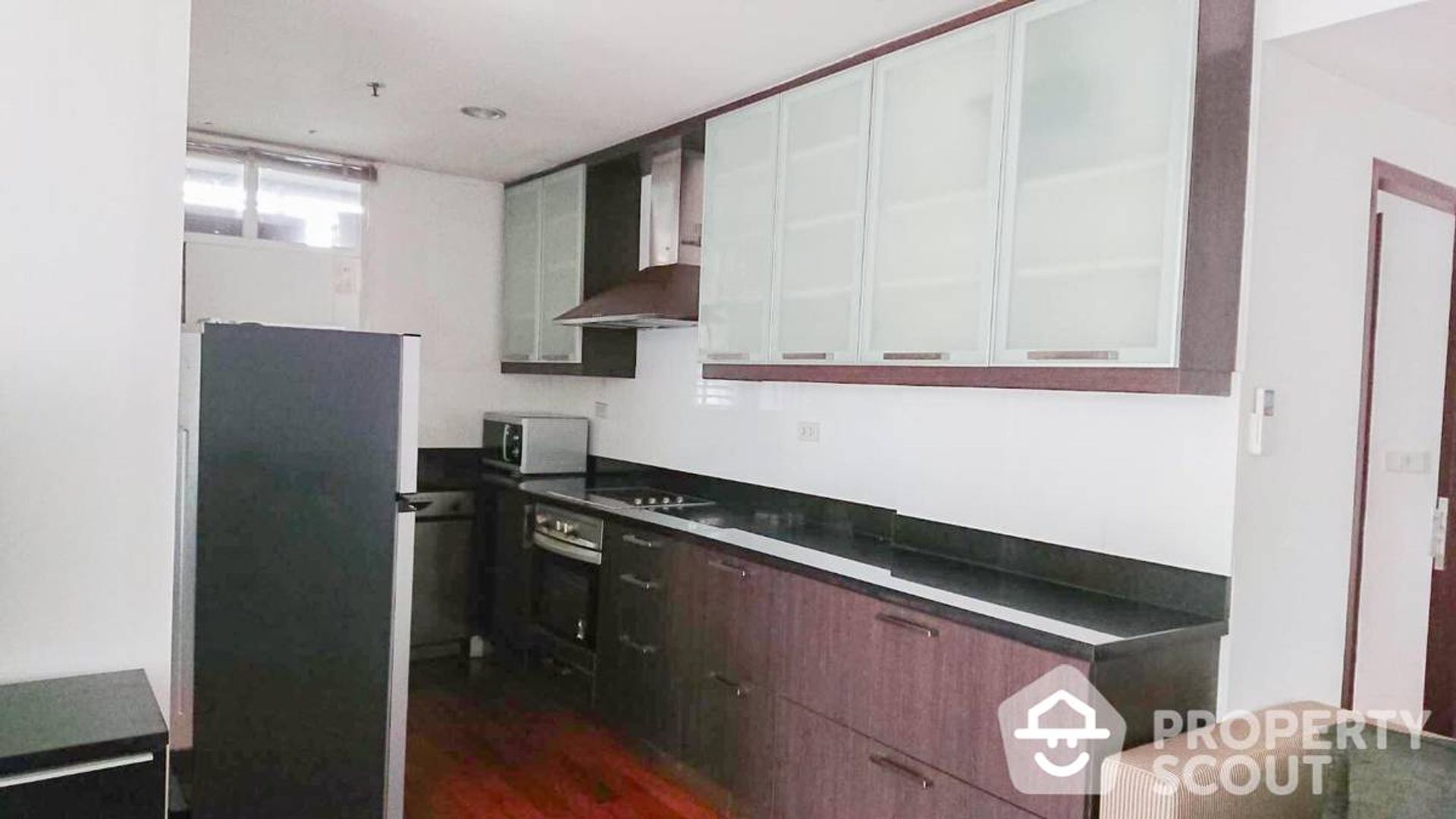 Condominium in Pathum Wan, Krung Thep Maha Nakhon 11938771