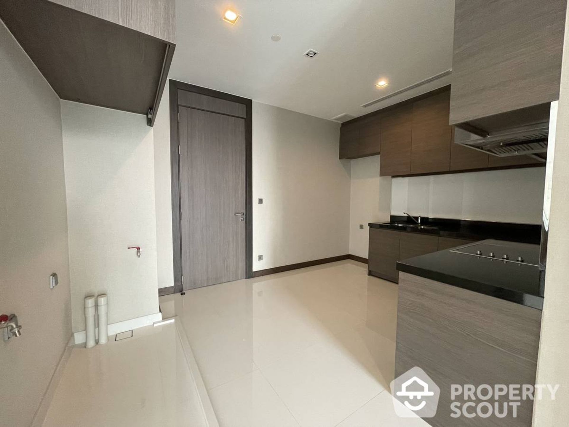 Condominio en Khlong Toei, Krung Thep Maha Nakhon 11938925