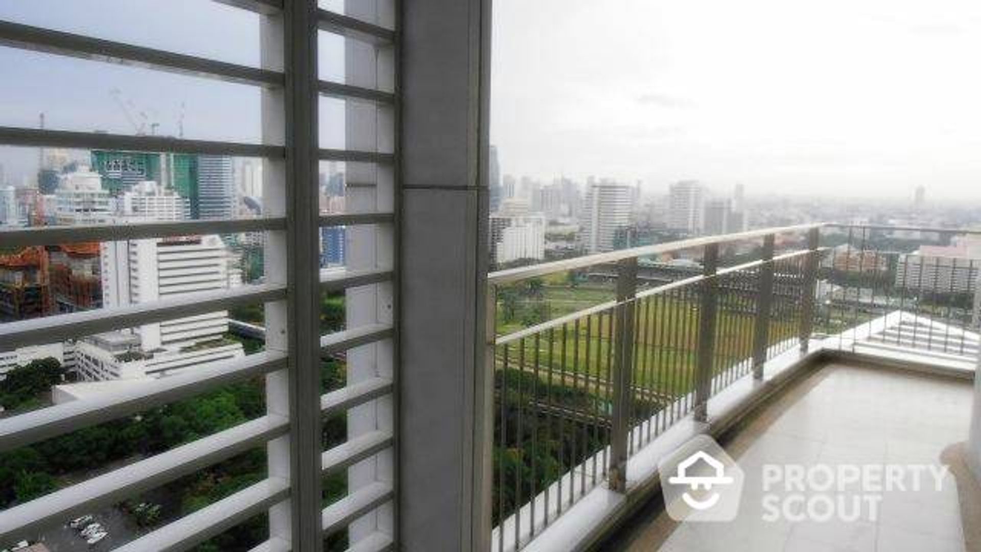 Condominium in , Krung Thep Maha Nakhon 11939373