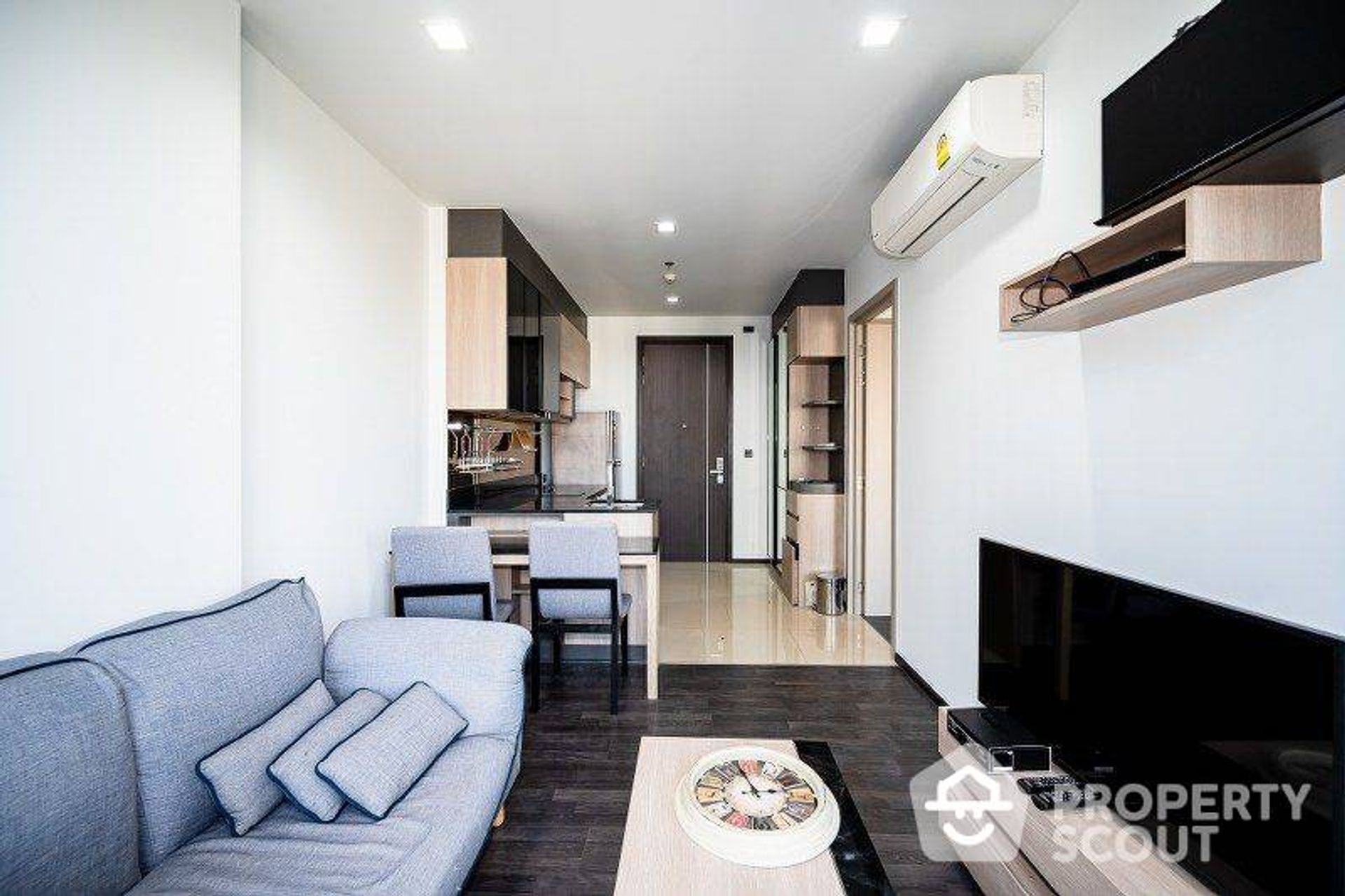 Condominium in Ban Na Lied, Krung Thep Maha Nakhon 11939520