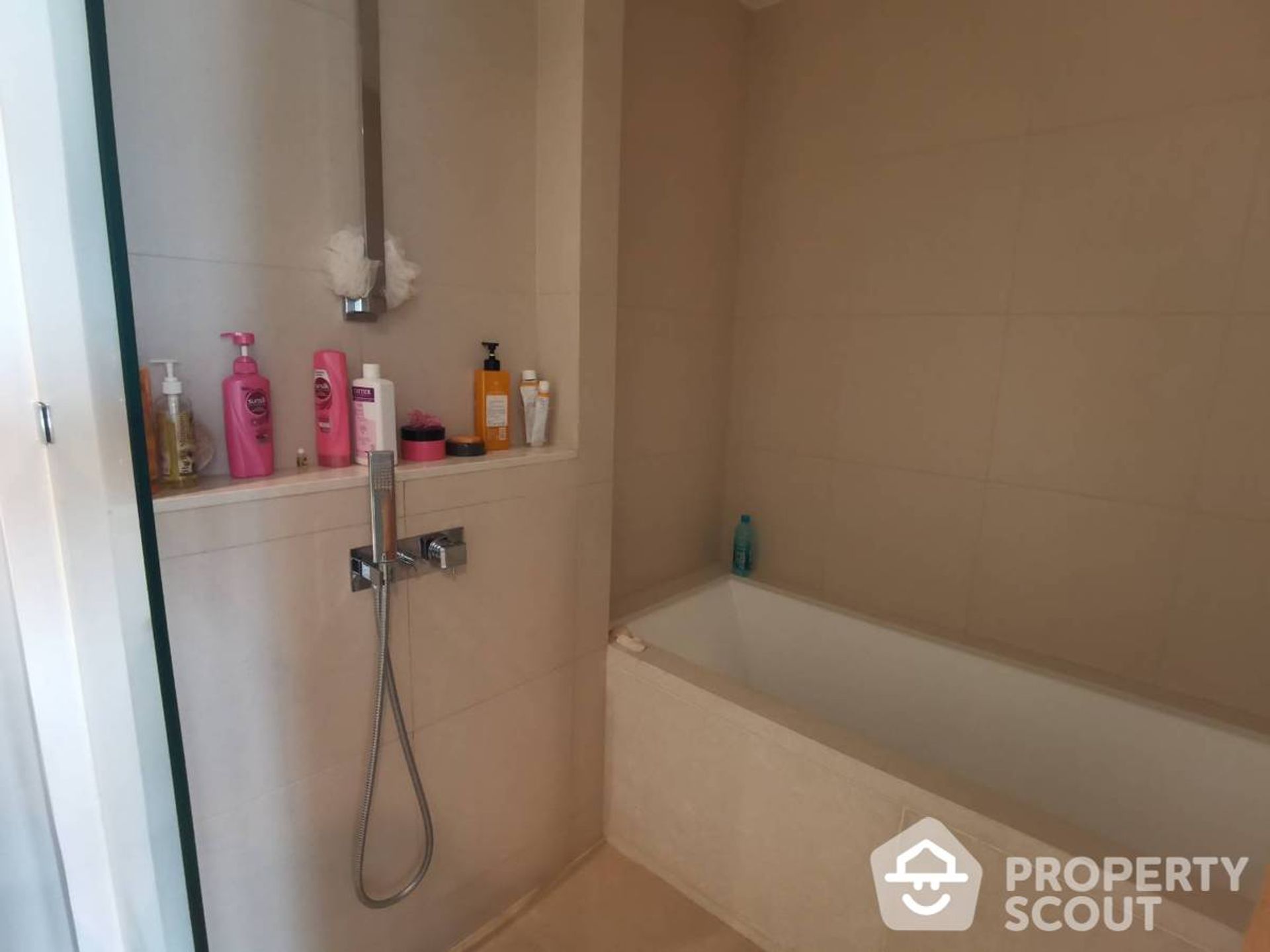 Condominium in , Krung Thep Maha Nakhon 11939590