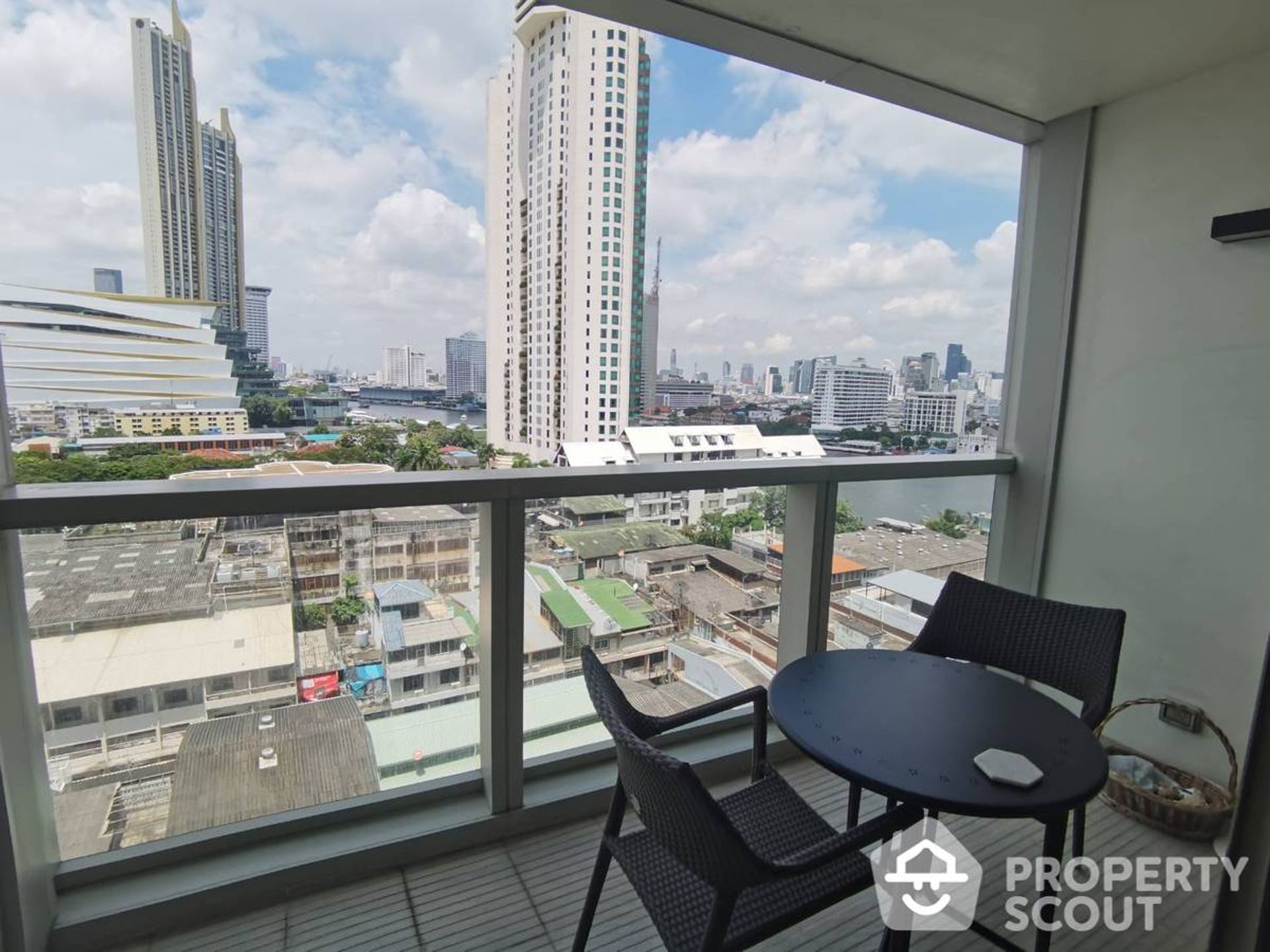 Condominium dans Khlong San, Krung Thep Maha Nakhon 11939590