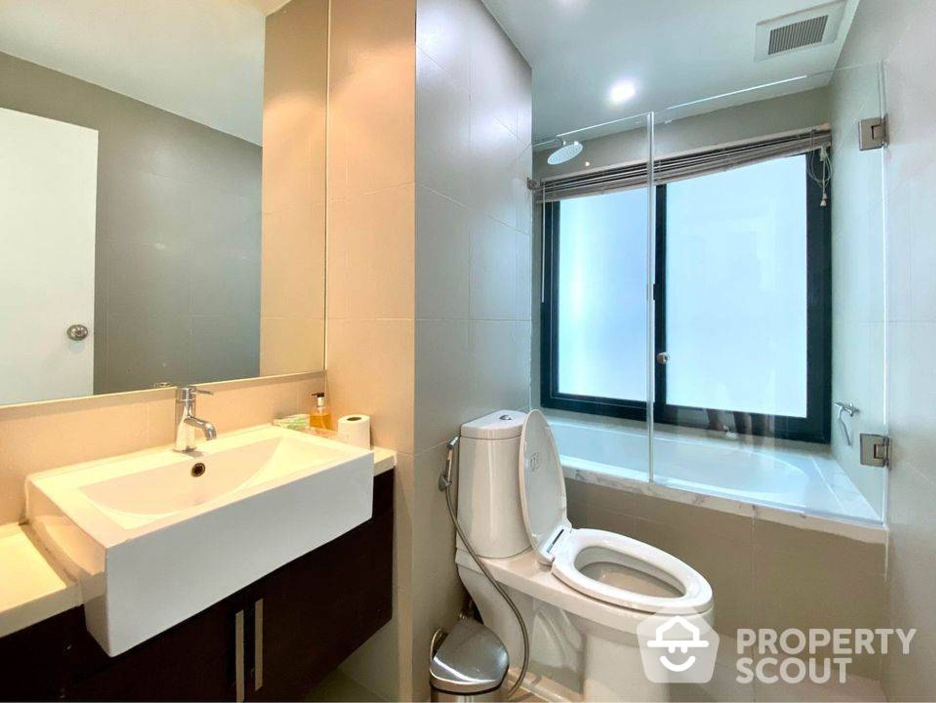 Condominium in , Krung Thep Maha Nakhon 11939990