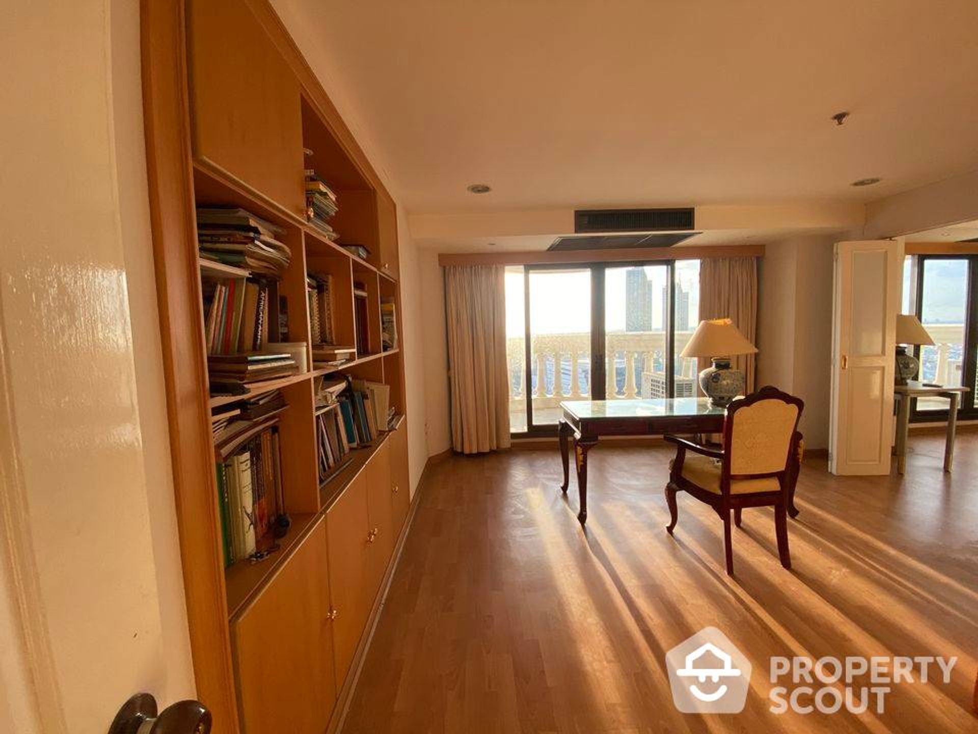 Condominium in Samphanthawong, Krung Thep Maha Nakhon 11940235