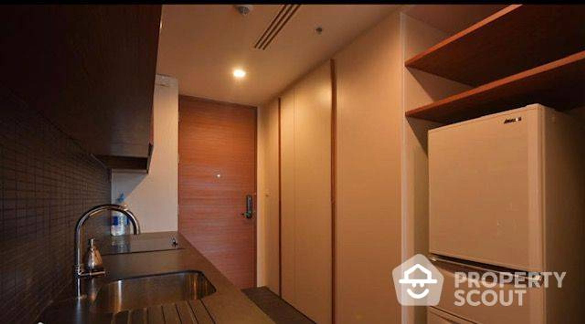 Condominio en Khlong Toei, Krung Thep Maha Nakhon 11940969