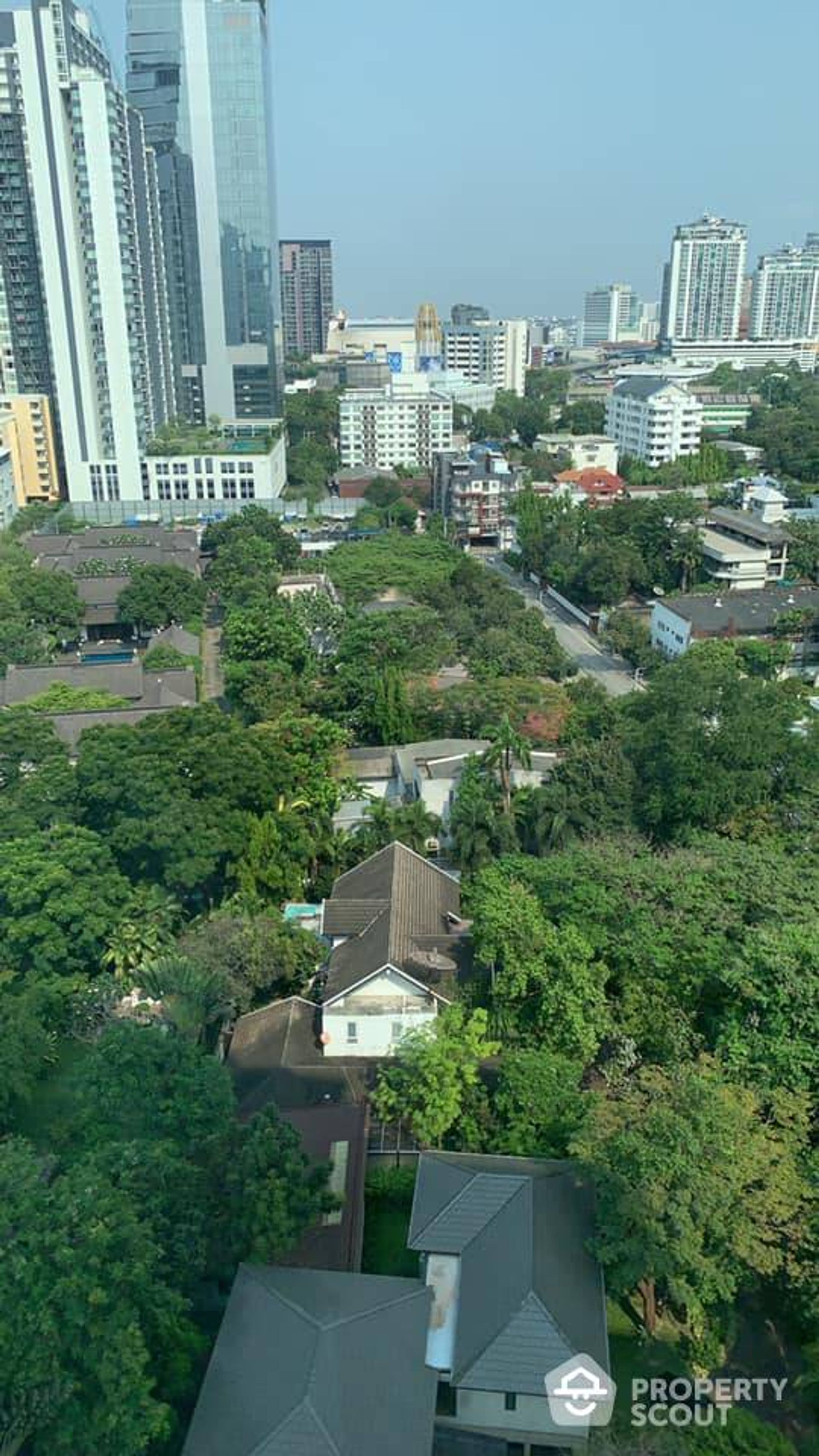 Condominio en Khlong Toei, Krung Thep Maha Nakhon 11941481