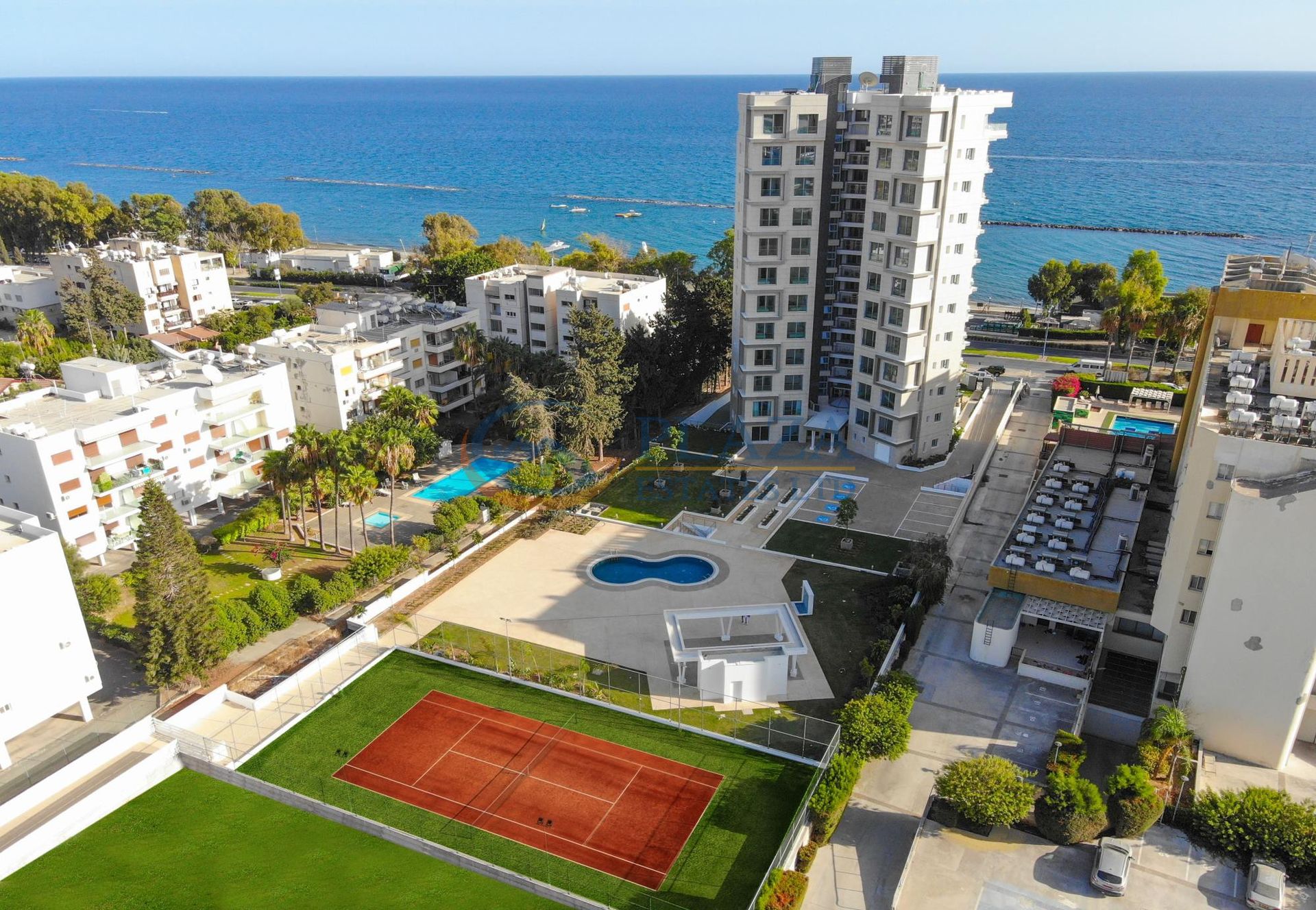 Condominio nel Agios Tychon, Larnaca 11945845