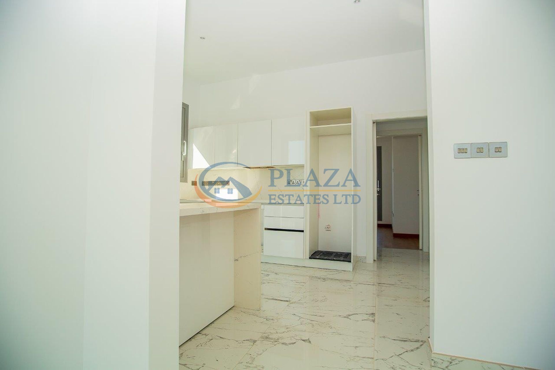 Condominium in Agios Tychon, Limassol 11945846