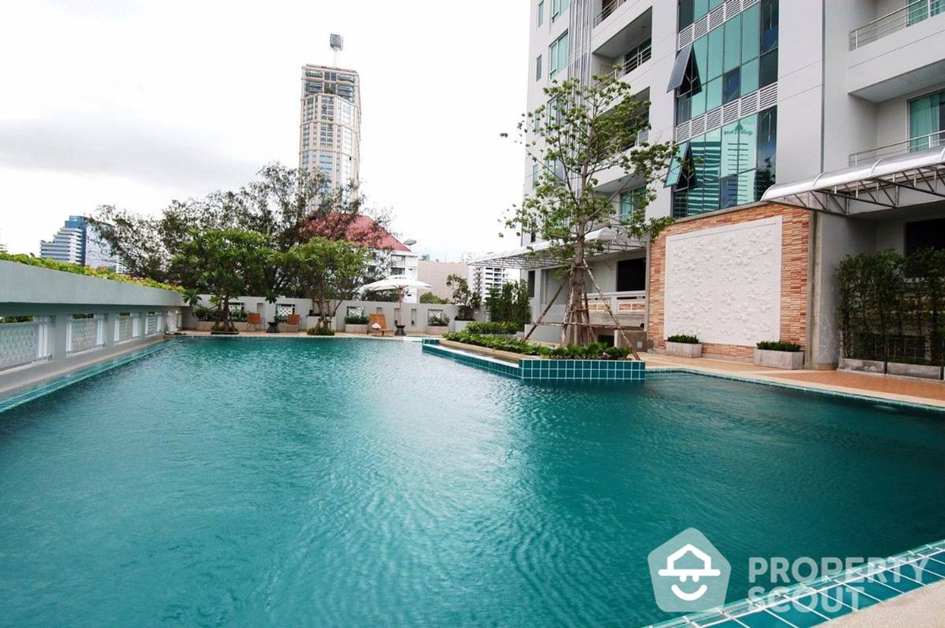 Condominium dans Khlong Toei, Krung Thep Maha Nakhon 11946574