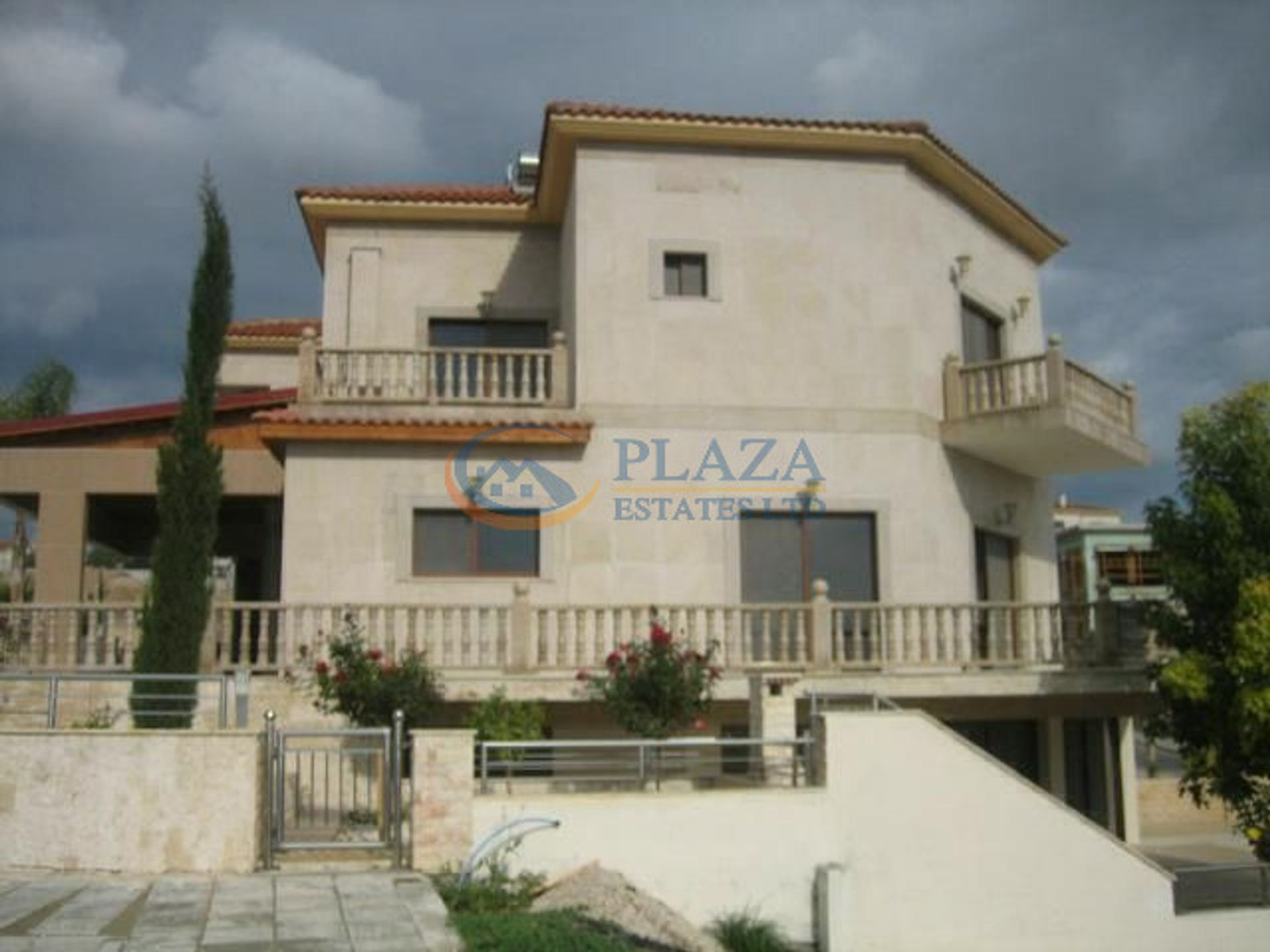 Talo sisään Limassol, Limassol 11946995