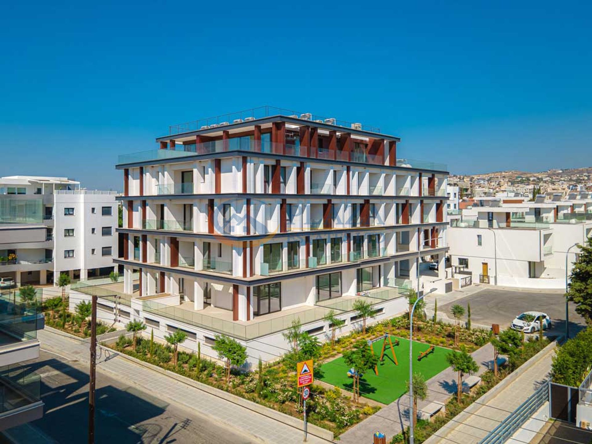 Condominium in Mesa Geitonia, Limassol 11947259