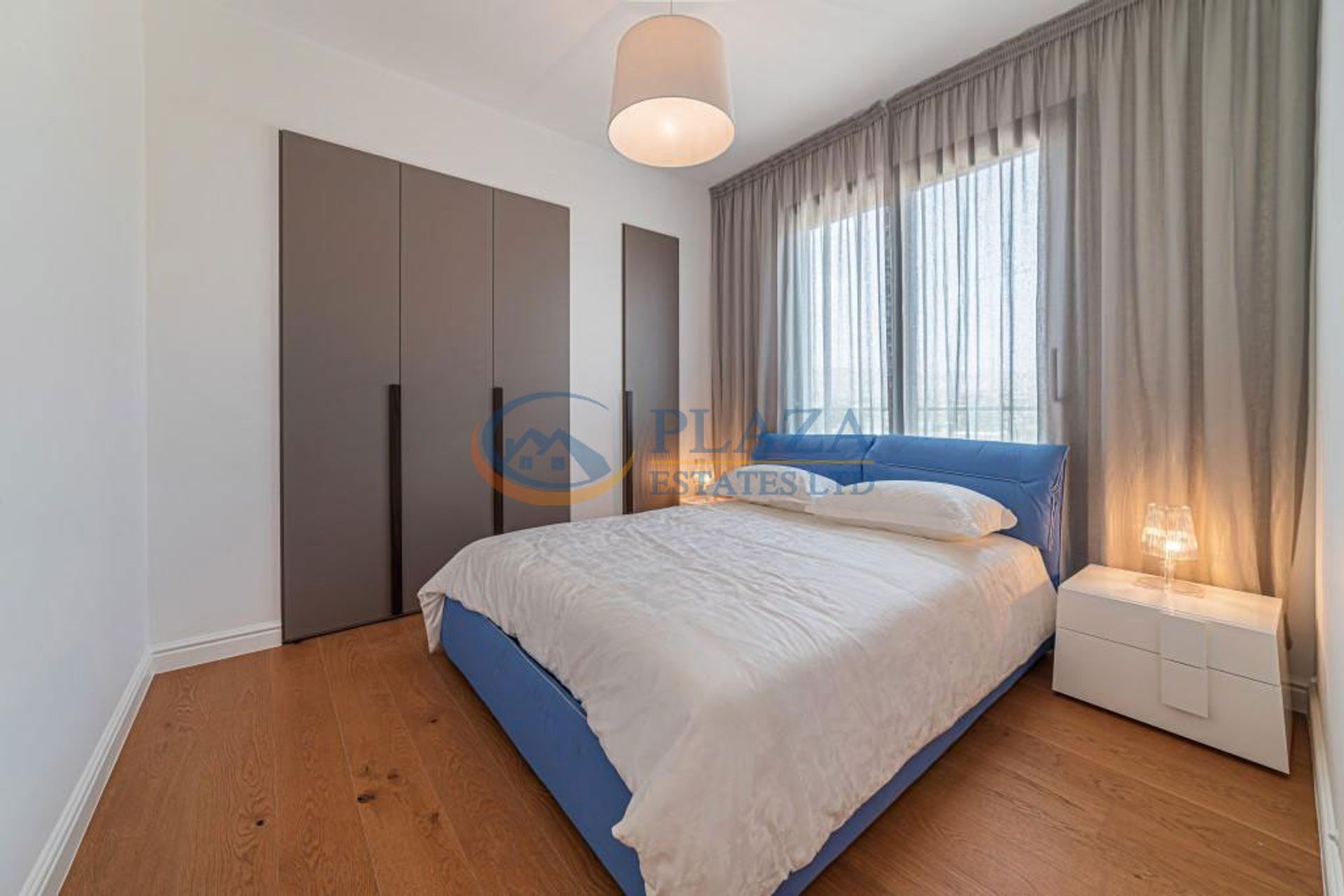 Condominio en Strovolos, Nicosia 11947278