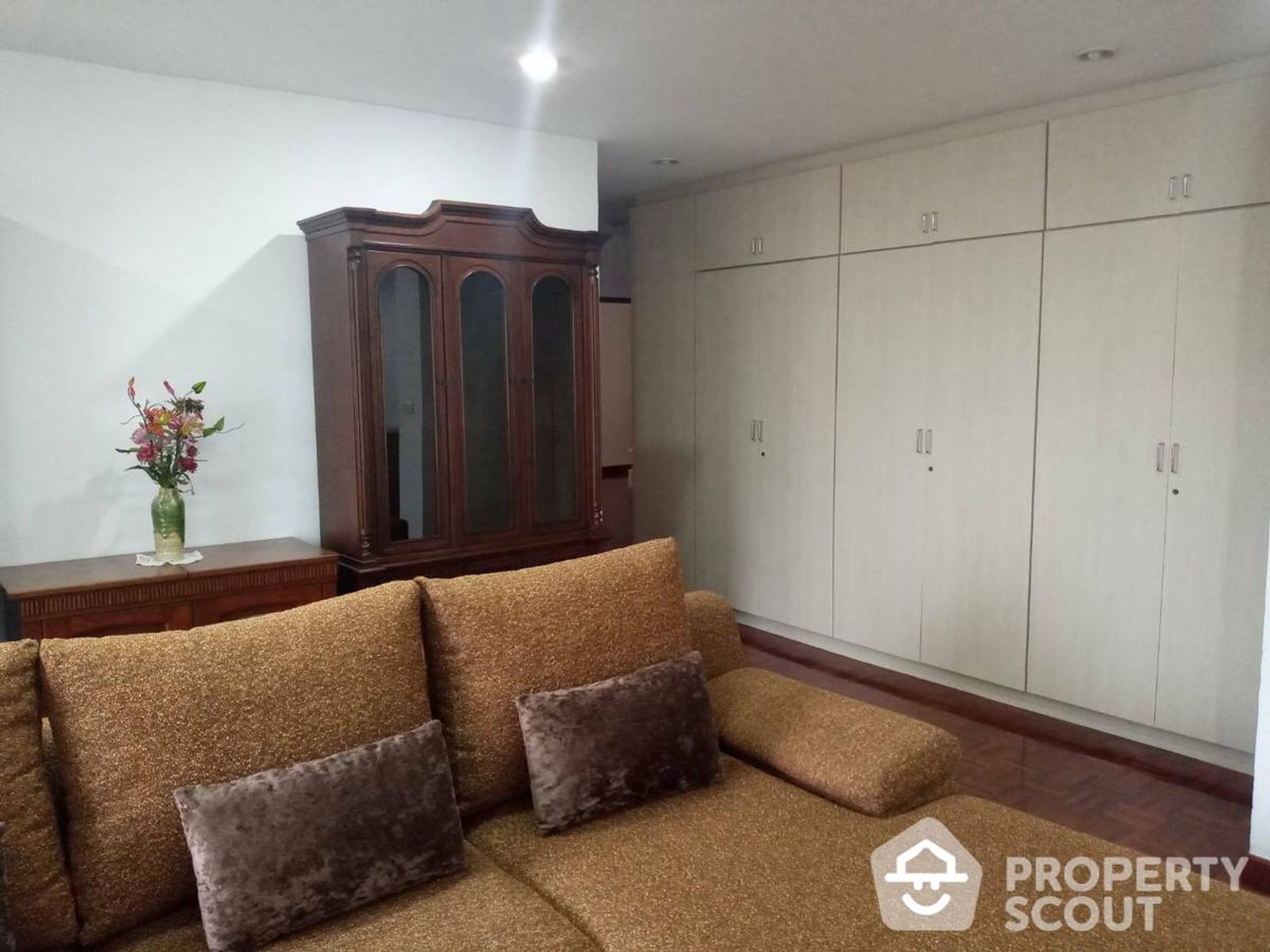 Osakehuoneisto sisään Watthana, Krung Thep Maha Nakhon 11948266