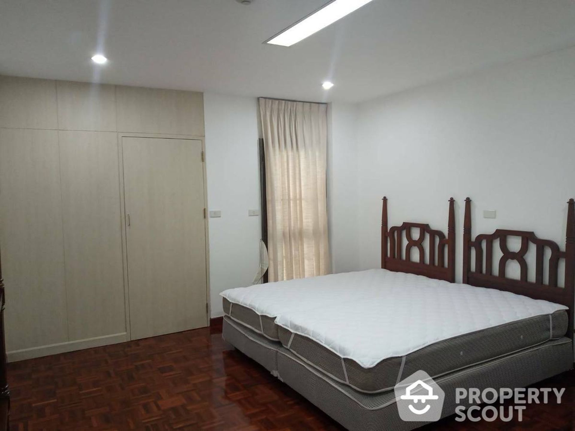 Osakehuoneisto sisään Watthana, Krung Thep Maha Nakhon 11948266