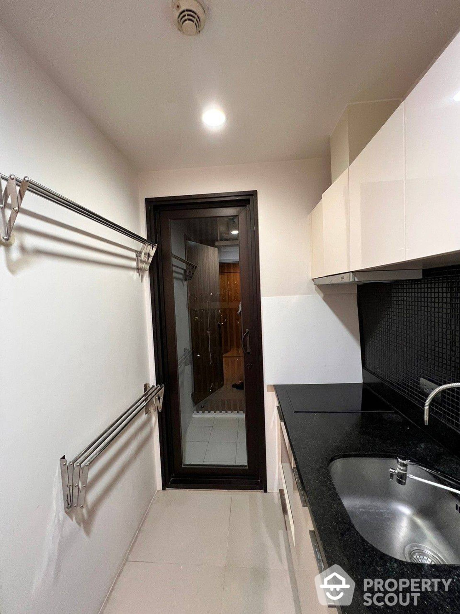 Condominium in , Krung Thep Maha Nakhon 11948698