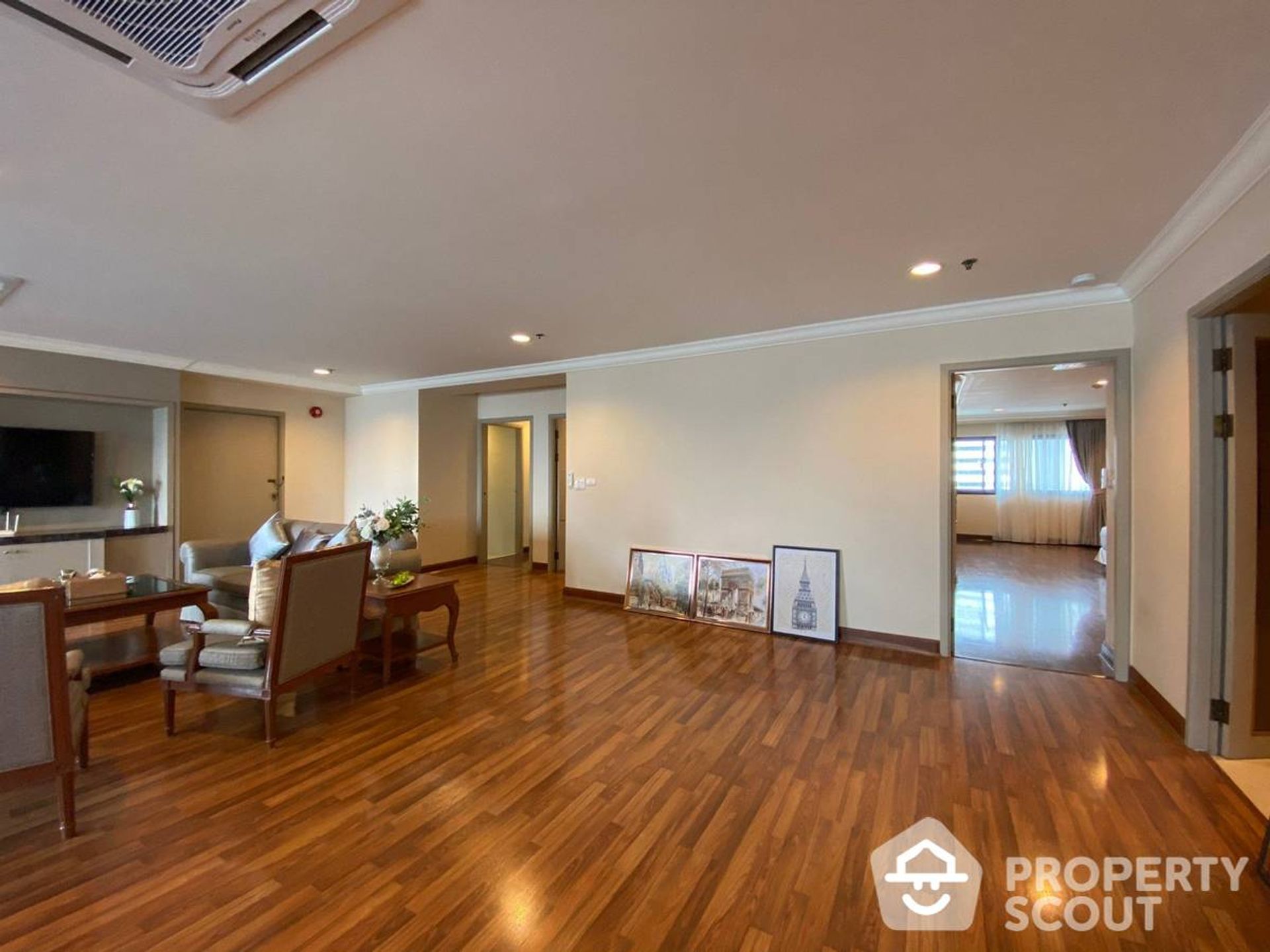 Condominium in Ban Na Song, Krung Thep Maha Nakhon 11949324