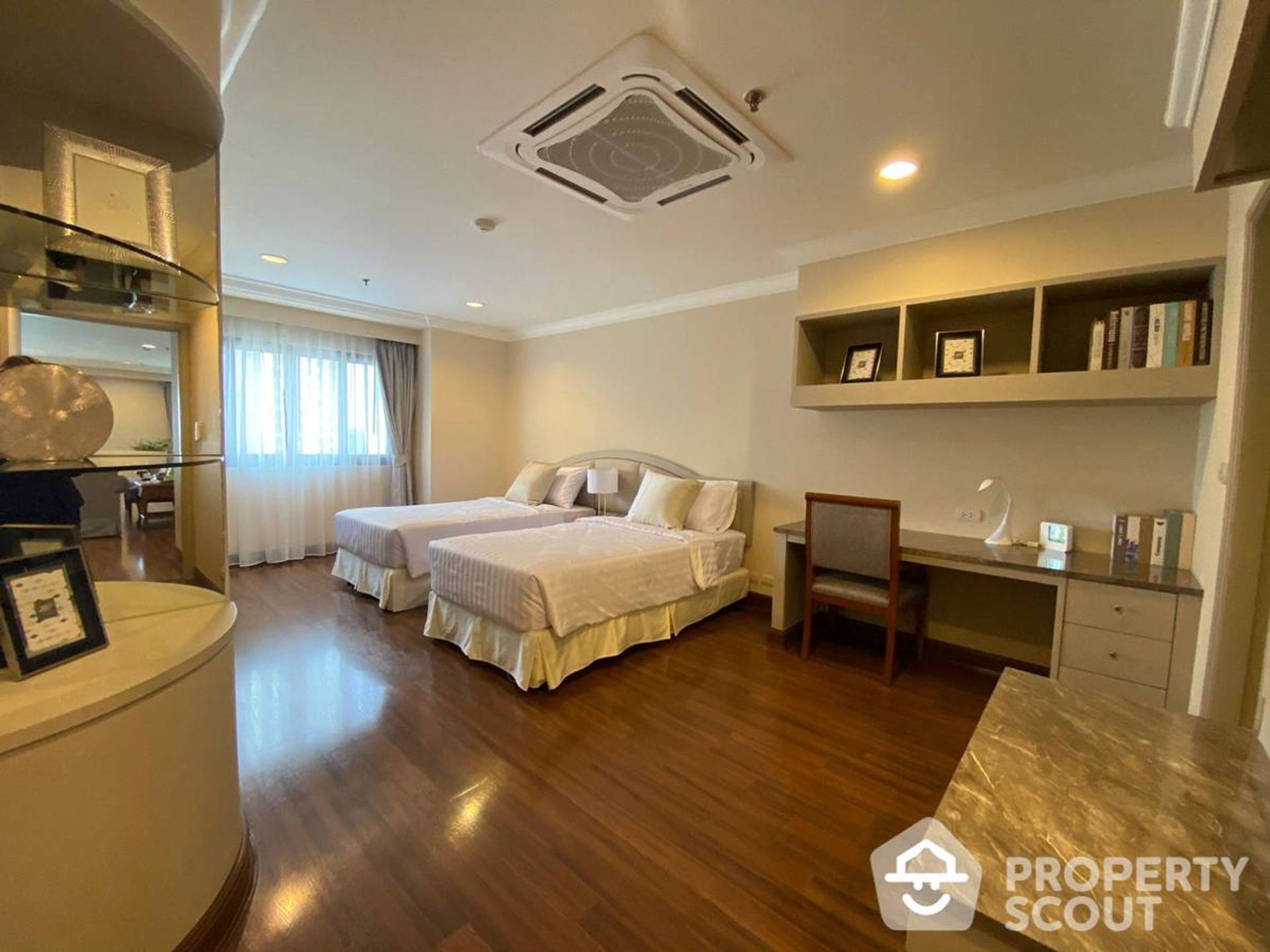 Condominium in Ban Na Song, Krung Thep Maha Nakhon 11949324