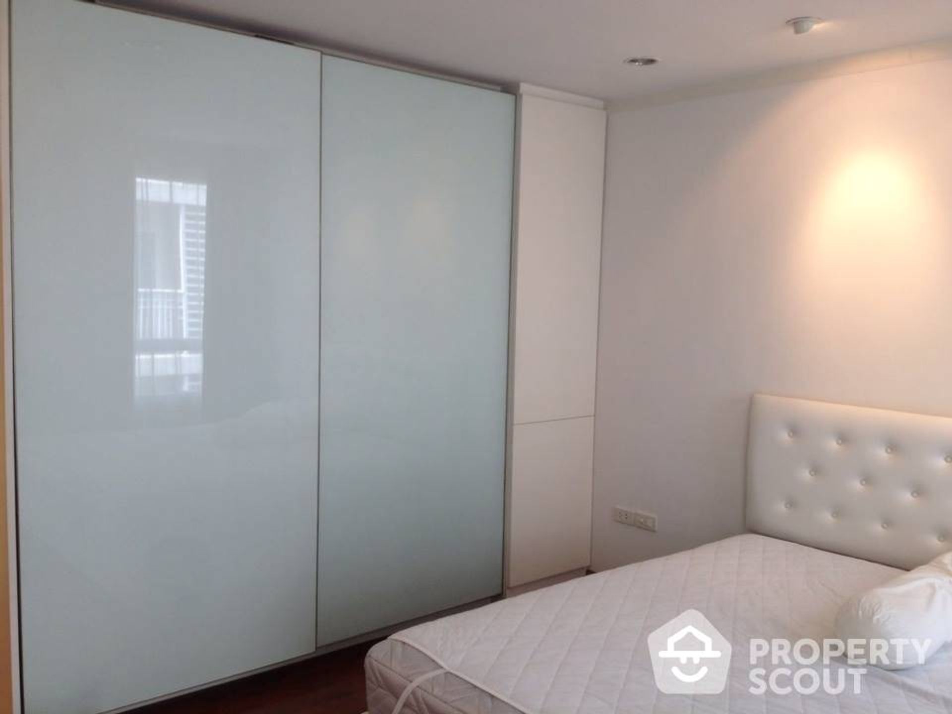 Condominium dans Sathon, Krung Thep Maha Nakhon 11949393