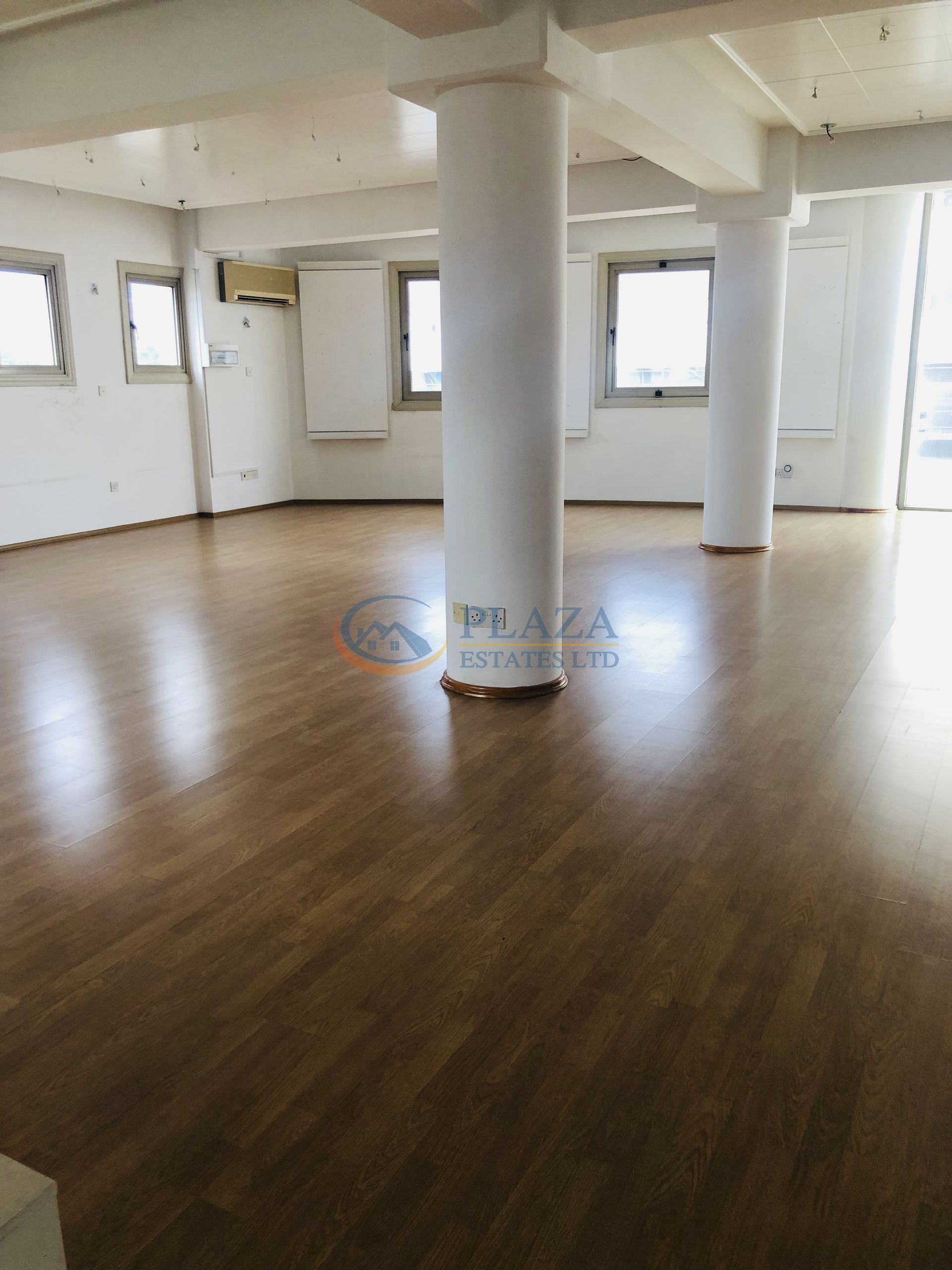 Βιομηχανικός σε Limassol, Limassol 11949629