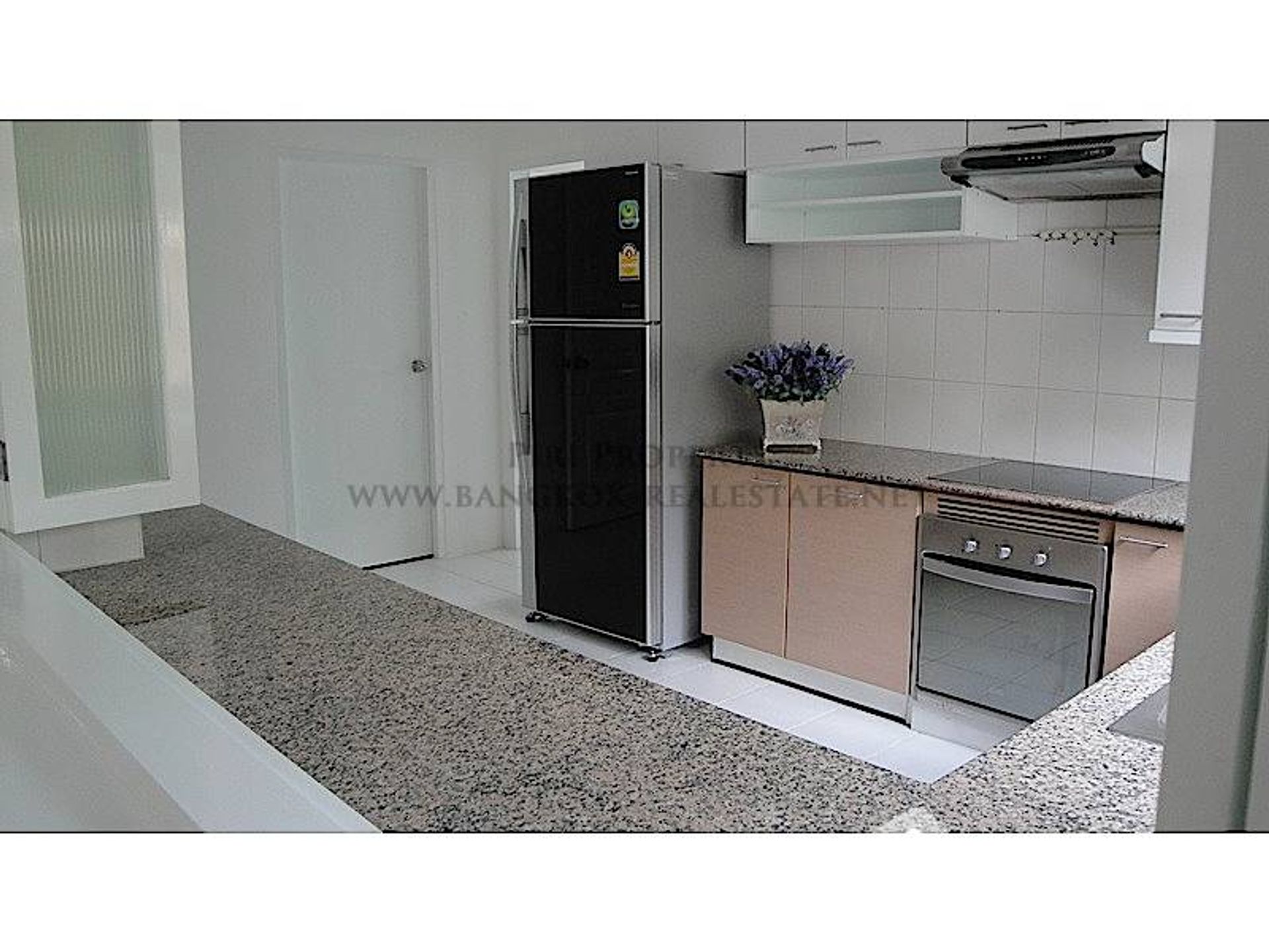 Condominio nel Ban Bang Krabueang, Samut Prakan 11949978