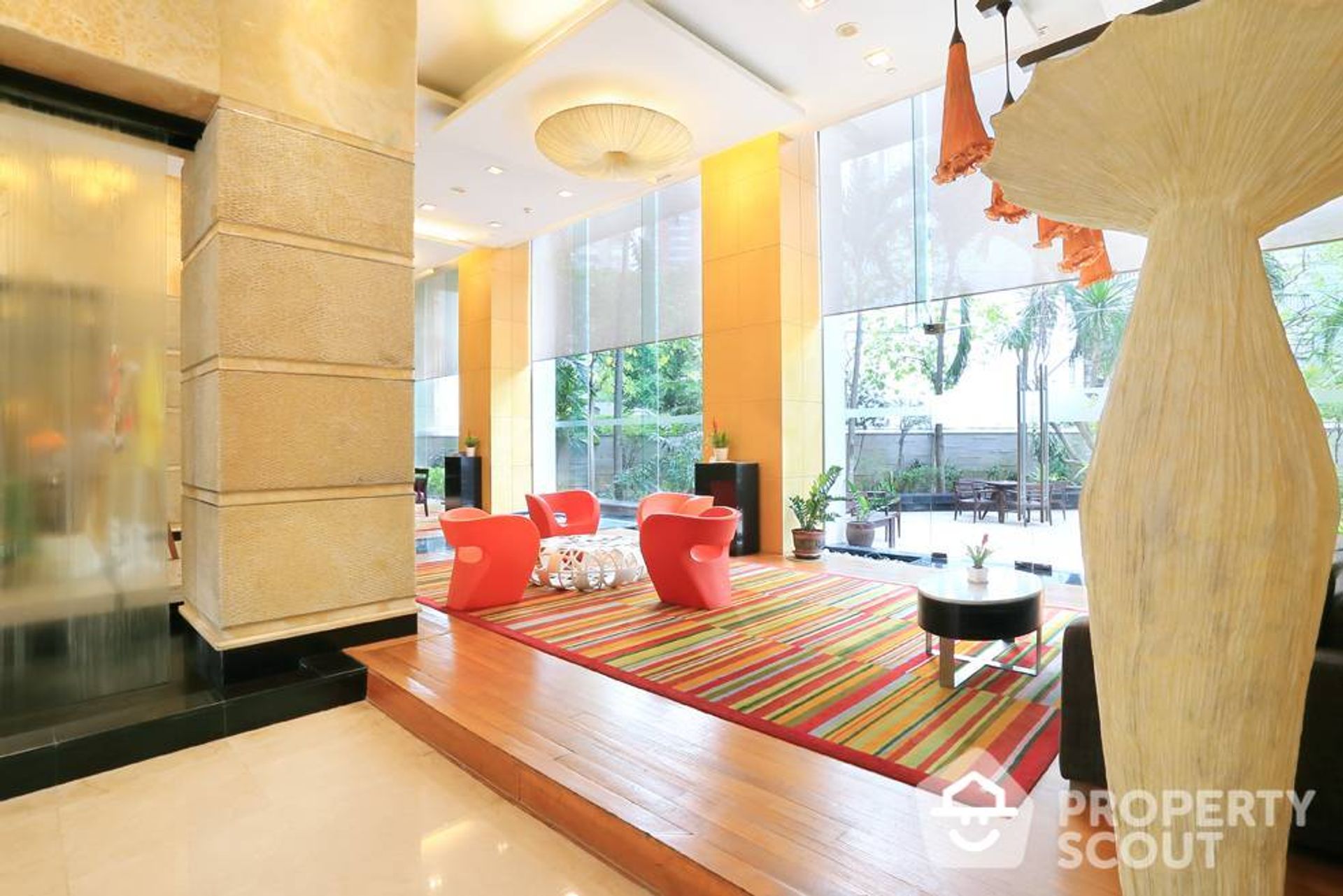 Condominium in Pathum Wan, Krung Thep Maha Nakhon 11950300