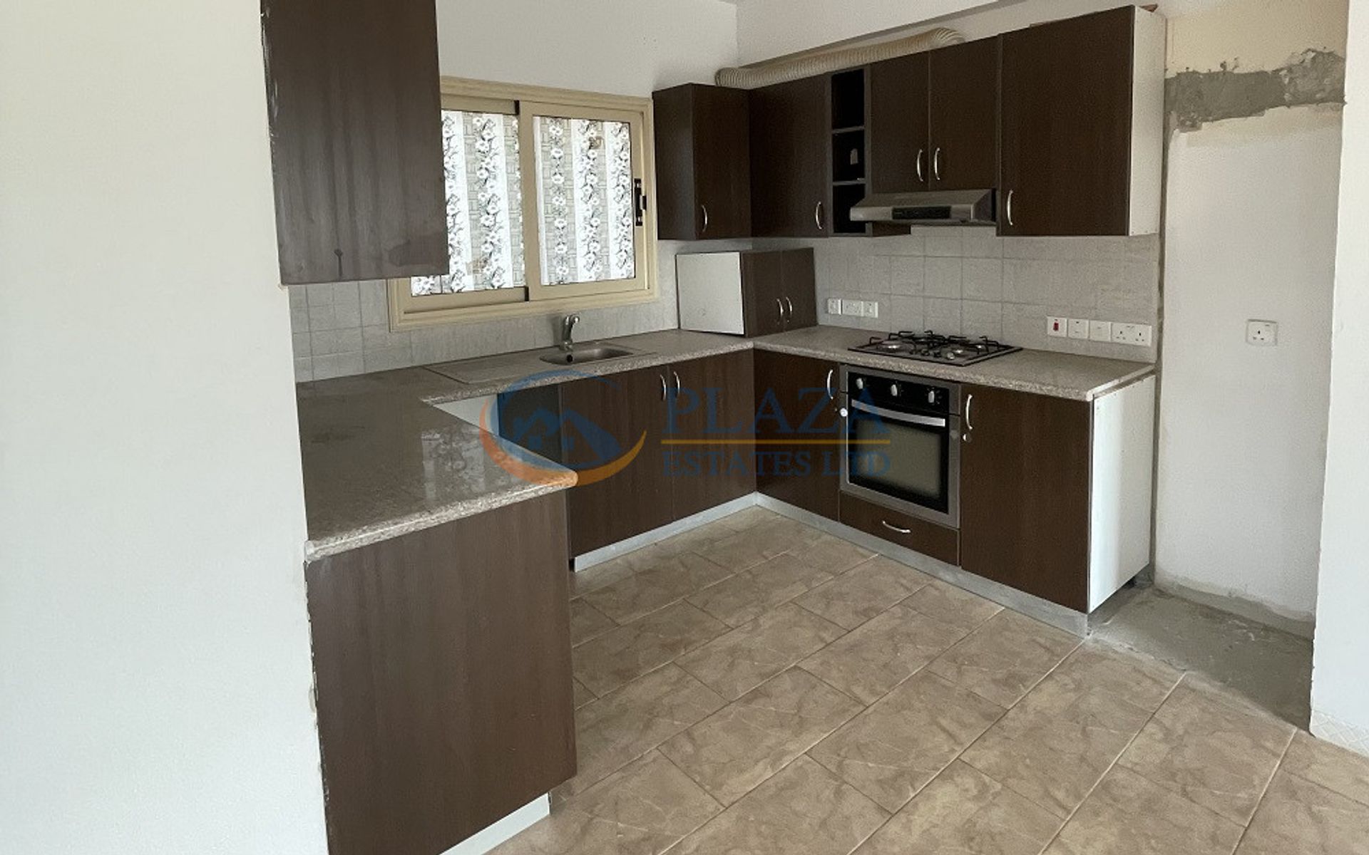 Βιομηχανικός σε Limassol, Limassol 11950825